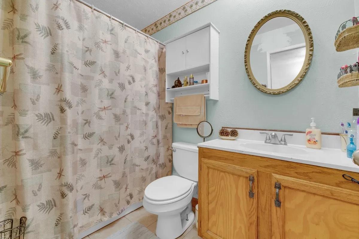 Single Family Residence For Sale in Denton County , 5013 Shannon Drive, The Colony, Texas 75056, 3 Bedroom, 2 Bathroom, 1 Garage spaces, 1,388 Sqft, built in 1977, mls#21357785, Real Estate Agent in The Colony, Homes For Sale in Denton county, Homes For Sale in The Colony, Realtor in The Colony Texas, Real Estate Brokerage Independent Realty Texas, Luminita Cordes Realtor