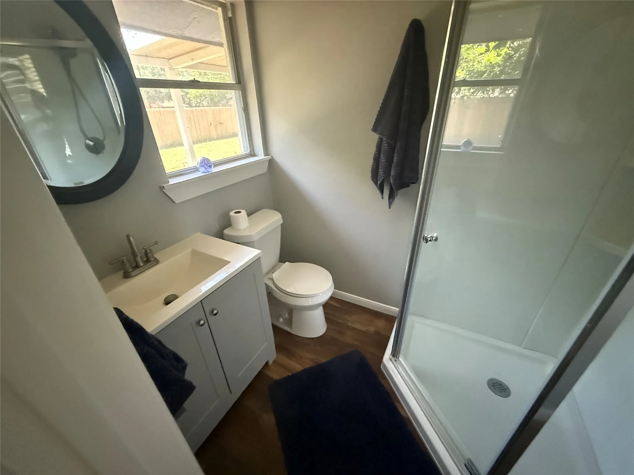 Single Family Residence For Sale in Mc Lennan County , 300 S Joyce Street, Lacy Lakeview, Texas 76705, 3 Bedroom, 2 Bathroom, 2 Garage spaces, 1,185 Sqft, built in 1962, mls#21355479, Real Estate Agent in Lacy Lakeview, Homes For Sale in Mc Lennan county, Homes For Sale in Lacy Lakeview, Realtor in Lacy Lakeview Texas, Real Estate Brokerage Independent Realty Texas, Luminita Cordes Realtor