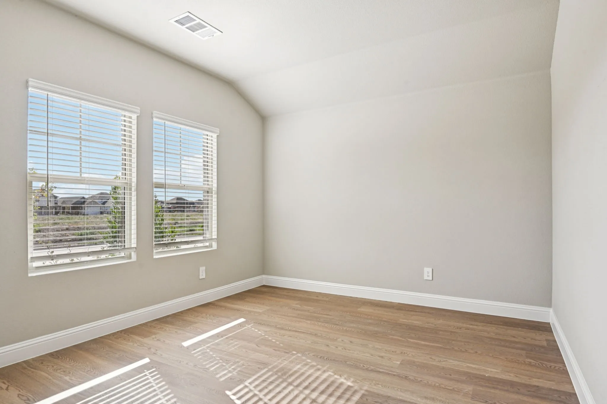 Photo is not of the actual home, but is an inspirational photo of builder’s model home and may depict options, furnishings, and/or decorator features that are not included.