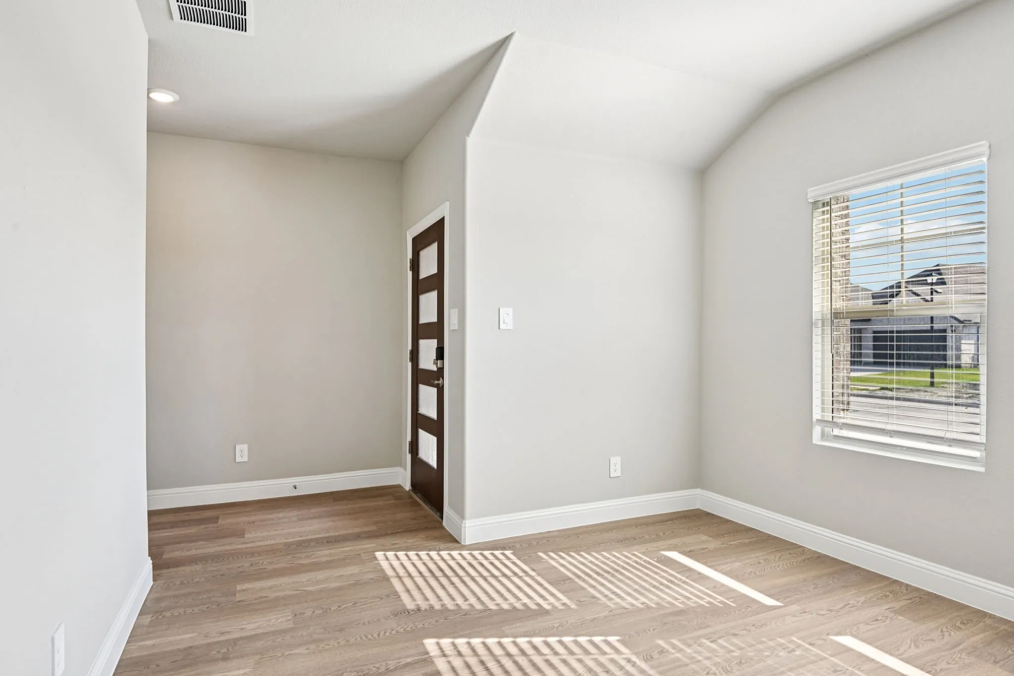 Photo is not of the actual home, but is an inspirational photo of builder’s model home and may depict options, furnishings, and/or decorator features that are not included.