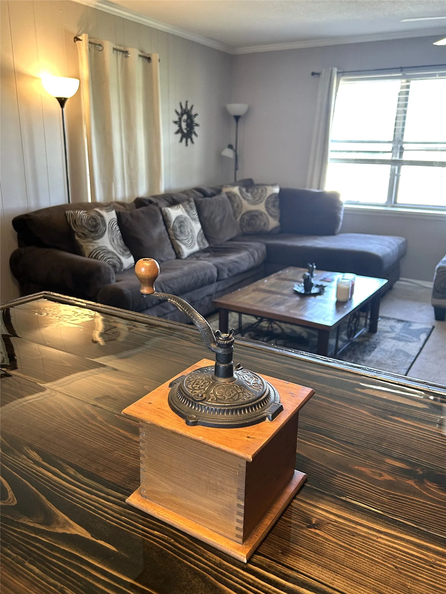 This could be your cozy home.