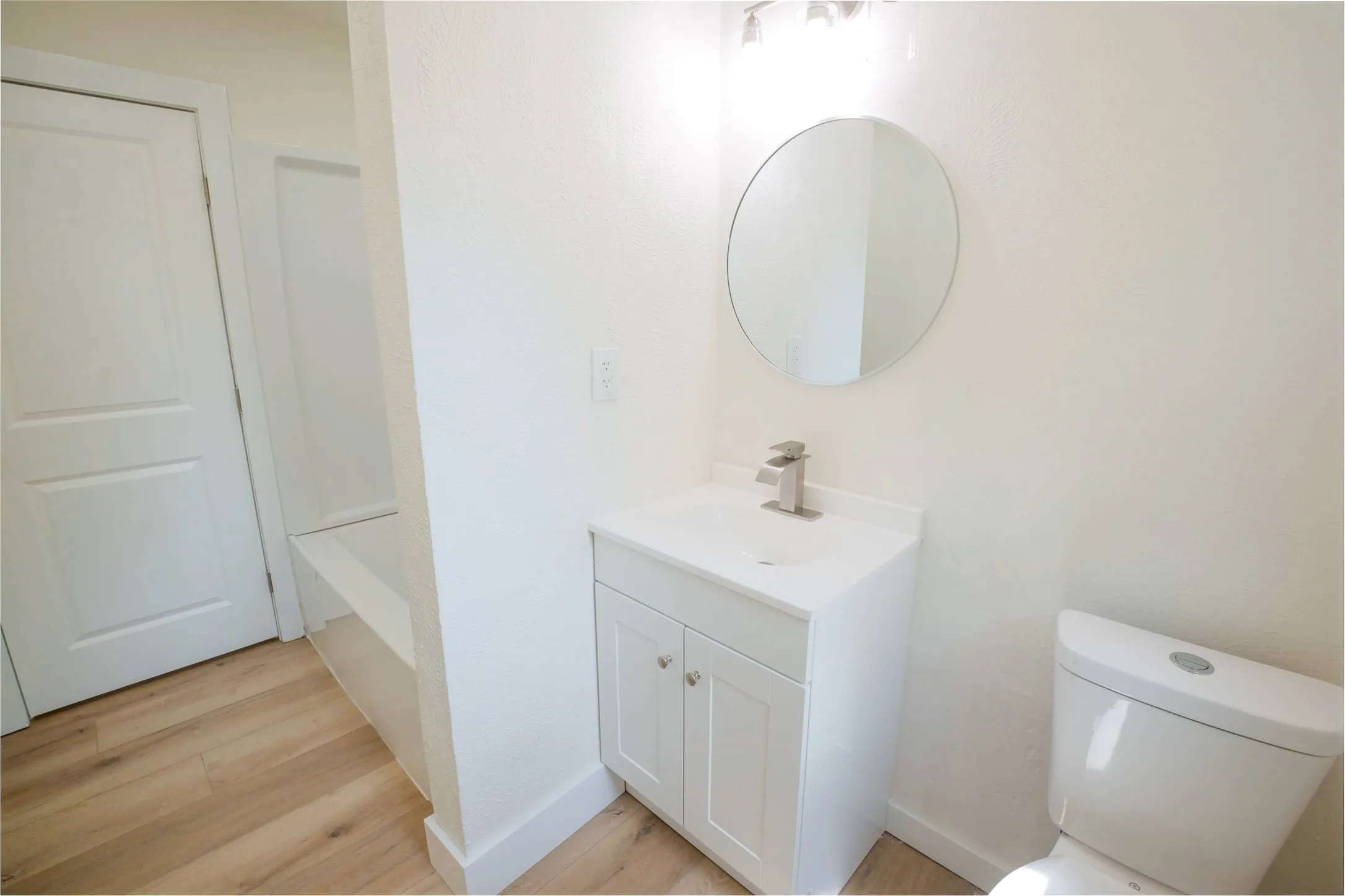 Single Family Residence For Sale in Tarrant County , 224 Southway Drive, Everman, Texas 76140, 3 Bedroom, 2 Bathroom, 2 Garage spaces, 1,300 Sqft, built in 1967, mls#21357774, Real Estate Agent in Everman, Homes For Sale in Tarrant county, Homes For Sale in Everman, Realtor in Everman Texas, Real Estate Brokerage Independent Realty Texas, Luminita Cordes Realtor