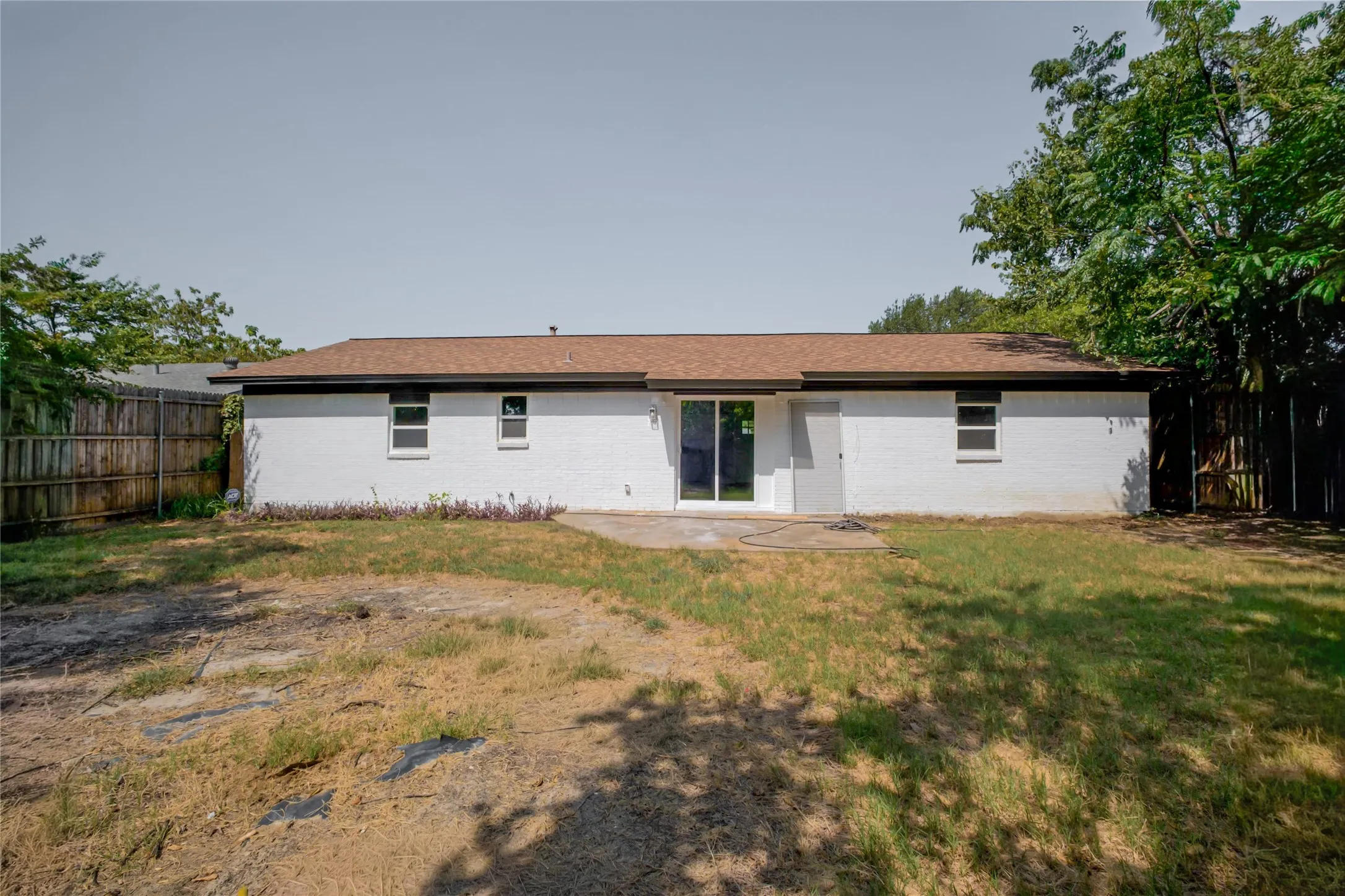 Single Family Residence For Sale in Tarrant County , 224 Southway Drive, Everman, Texas 76140, 3 Bedroom, 2 Bathroom, 2 Garage spaces, 1,300 Sqft, built in 1967, mls#21357774, Real Estate Agent in Everman, Homes For Sale in Tarrant county, Homes For Sale in Everman, Realtor in Everman Texas, Real Estate Brokerage Independent Realty Texas, Luminita Cordes Realtor