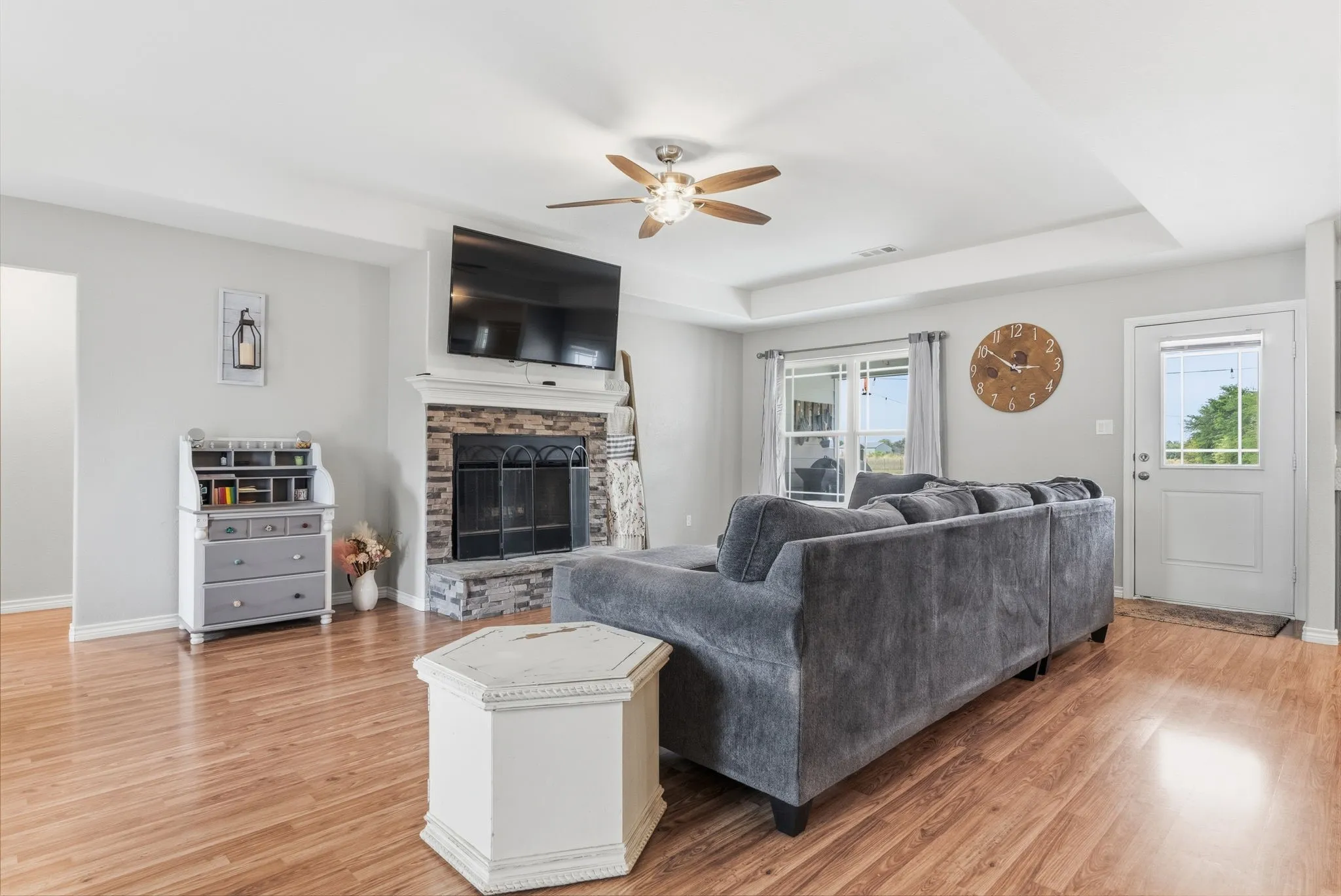 Single Family Residence For Sale in Henderson County , 8520 County Road 3614, Murchison, Texas 75778, 4 Bedroom, 2 Bathroom, 2 Garage spaces, 2,164 Sqft, built in 2021, Price $479,900, mls#21358012, Real Estate Agent in Murchison, Homes For Sale in Henderson county, Homes For Sale in Murchison, Realtor in Murchison Texas, Real Estate Brokerage Independent Realty Texas, Luminita Cordes Realtor