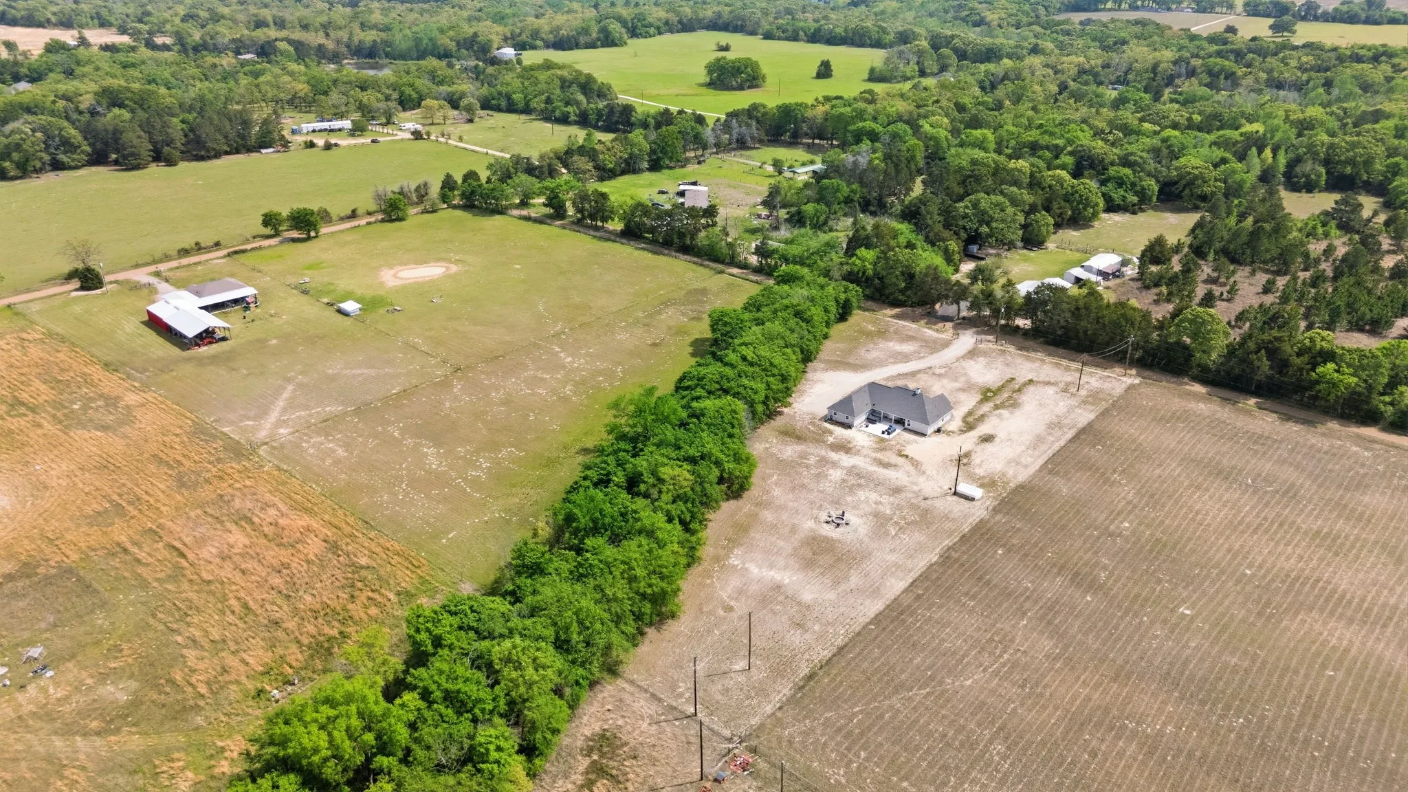 Single Family Residence For Sale in Henderson County , 8520 County Road 3614, Murchison, Texas 75778, 4 Bedroom, 2 Bathroom, 2 Garage spaces, 2,164 Sqft, built in 2021, Price $479,900, mls#21358012, Real Estate Agent in Murchison, Homes For Sale in Henderson county, Homes For Sale in Murchison, Realtor in Murchison Texas, Real Estate Brokerage Independent Realty Texas, Luminita Cordes Realtor