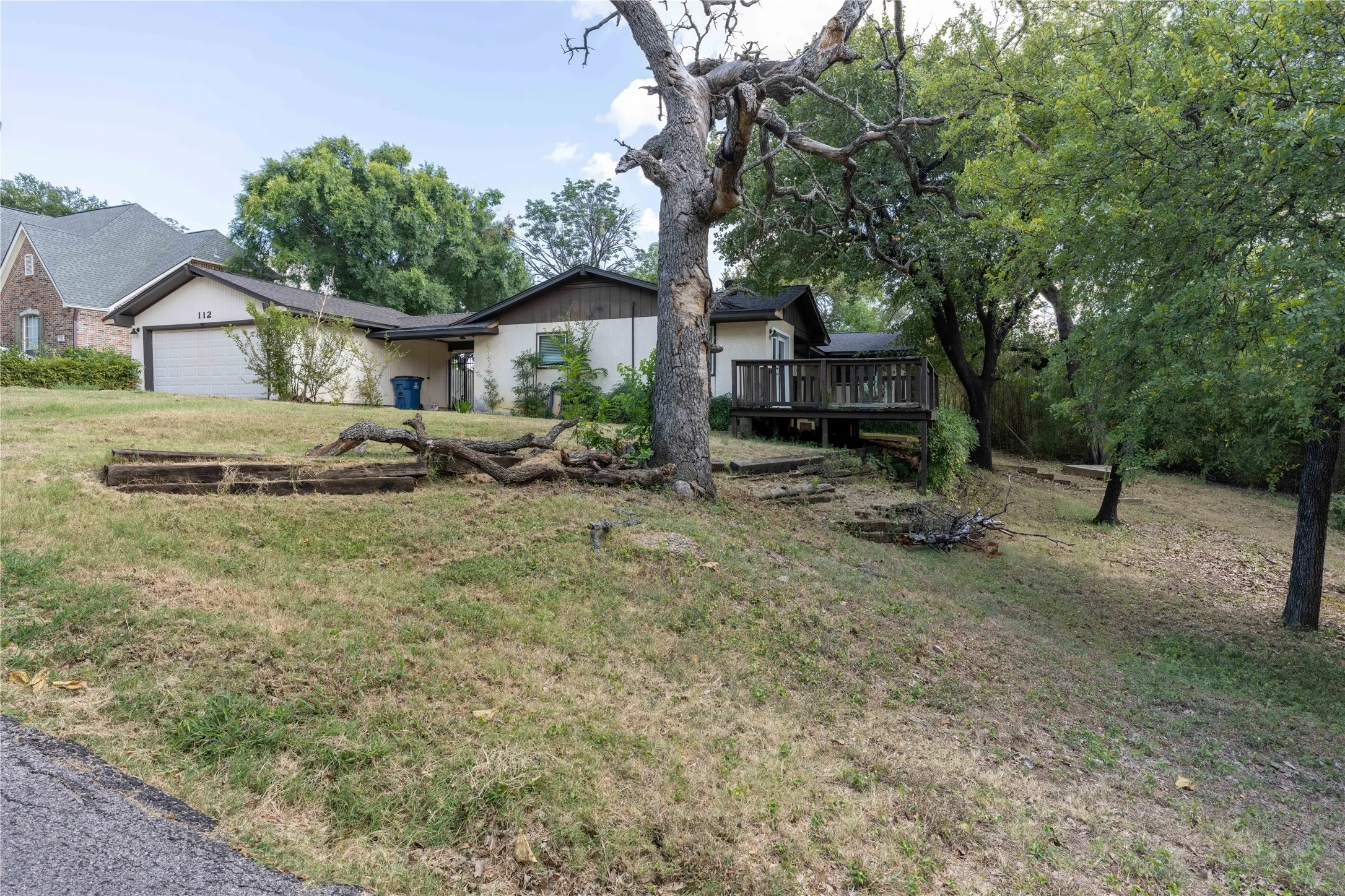 112 Oaktree, Highland Village, Texas