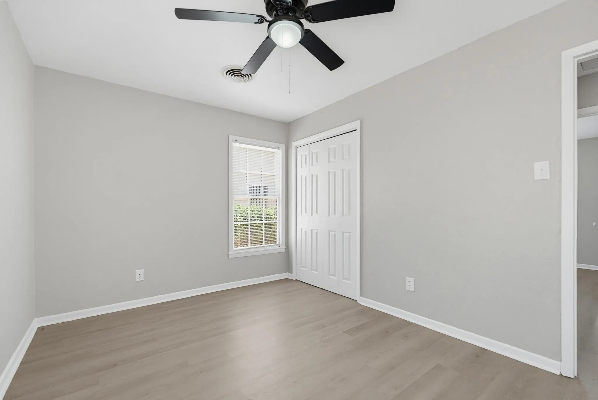 Single Family Residence For Sale in Taylor County , 3258 Melinda Lane, Abilene, Texas 79603, 4 Bedroom, 1 Bathroom, Garage spaces, 1,162 Sqft, built in 1958, mls#21357641, Real Estate Agent in Abilene, Homes For Sale in Taylor county, Homes For Sale in Abilene, Realtor in Abilene Texas, Real Estate Brokerage Independent Realty Texas, Luminita Cordes Realtor