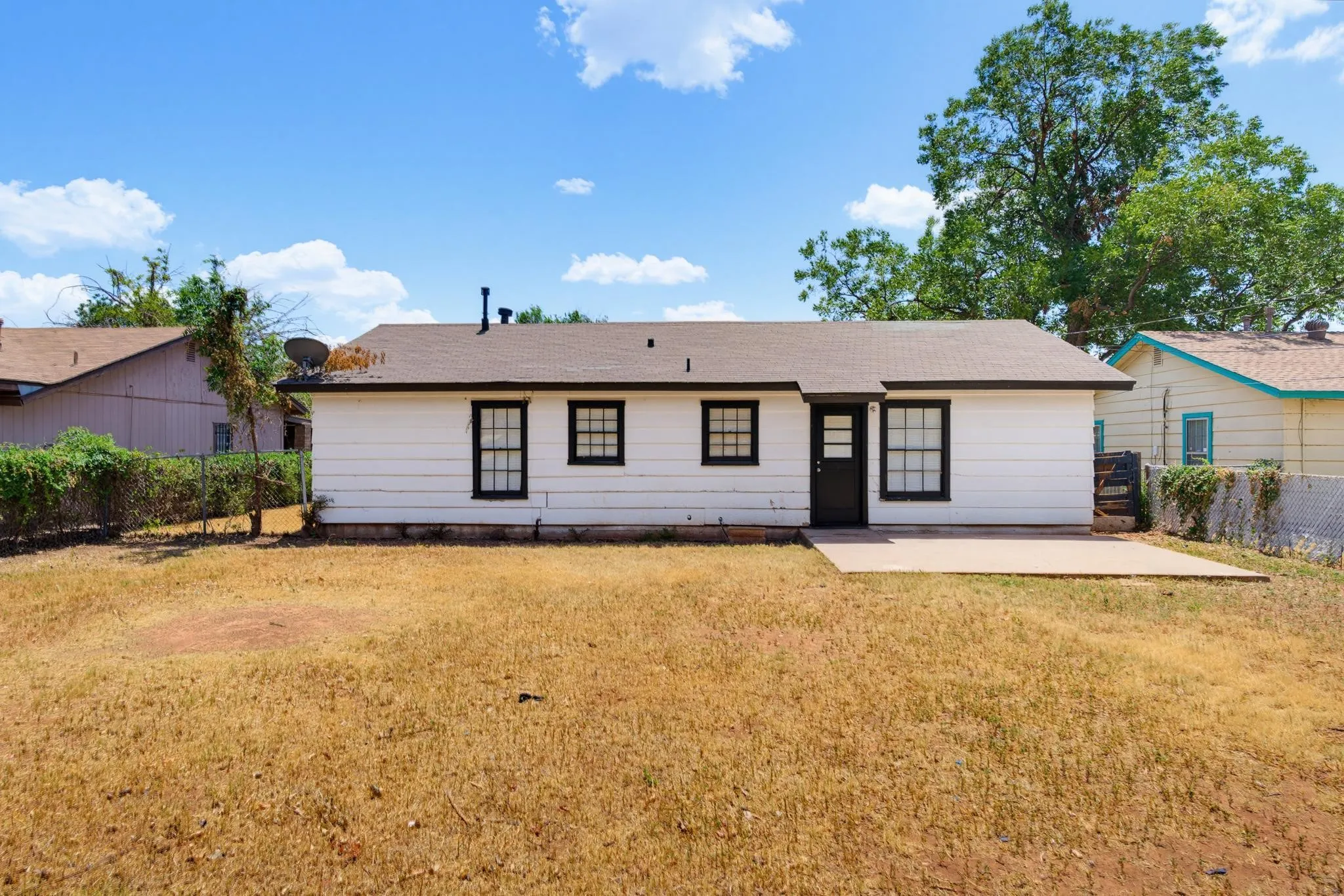 Single Family Residence For Sale in Taylor County , 3258 Melinda Lane, Abilene, Texas 79603, 4 Bedroom, 1 Bathroom, Garage spaces, 1,162 Sqft, built in 1958, mls#21357641, Real Estate Agent in Abilene, Homes For Sale in Taylor county, Homes For Sale in Abilene, Realtor in Abilene Texas, Real Estate Brokerage Independent Realty Texas, Luminita Cordes Realtor