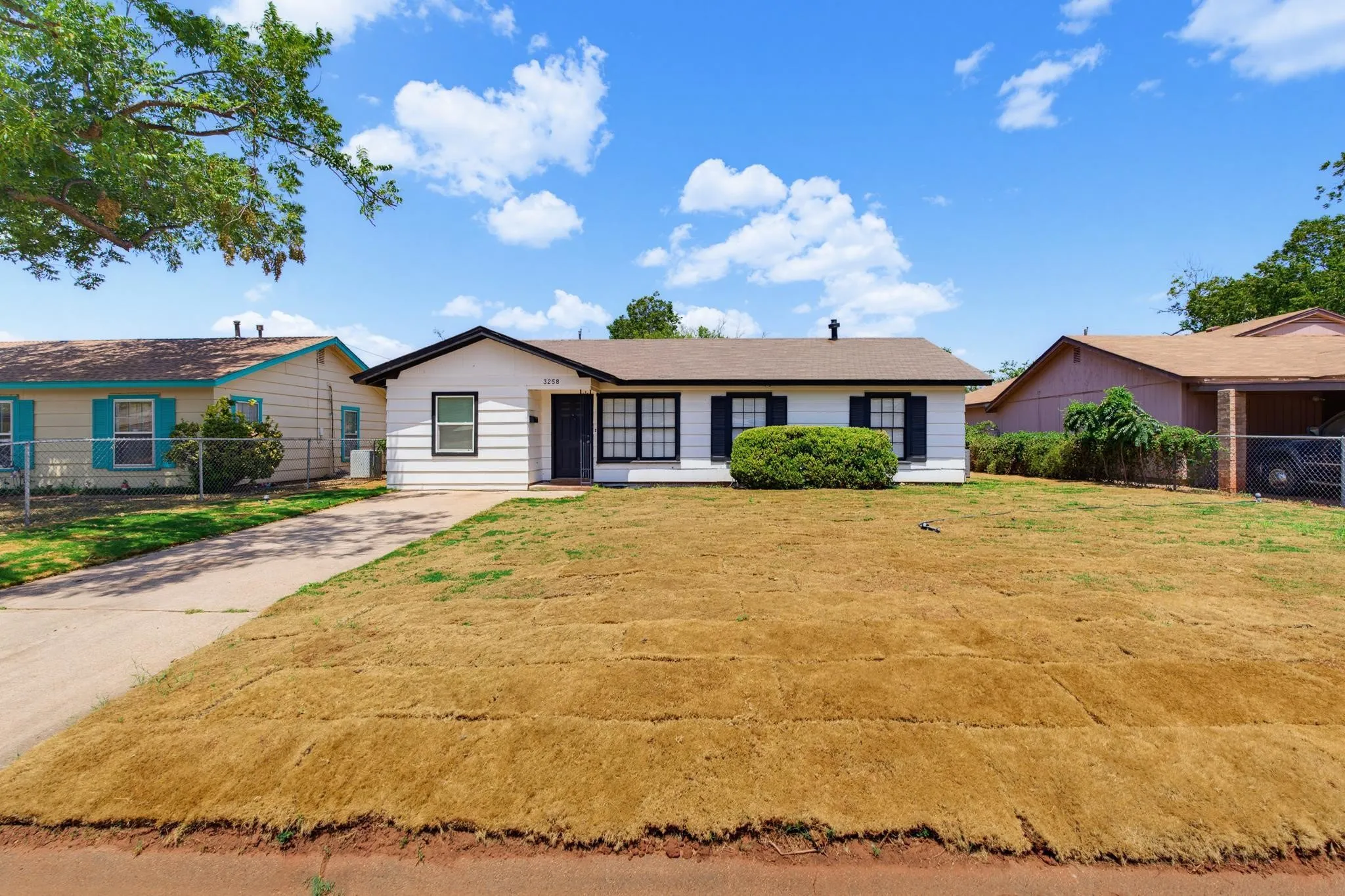 Single Family Residence For Sale in Taylor County , 3258 Melinda Lane, Abilene, Texas 79603, 4 Bedroom, 1 Bathroom, Garage spaces, 1,162 Sqft, built in 1958, mls#21357641, Real Estate Agent in Abilene, Homes For Sale in Taylor county, Homes For Sale in Abilene, Realtor in Abilene Texas, Real Estate Brokerage Independent Realty Texas, Luminita Cordes Realtor