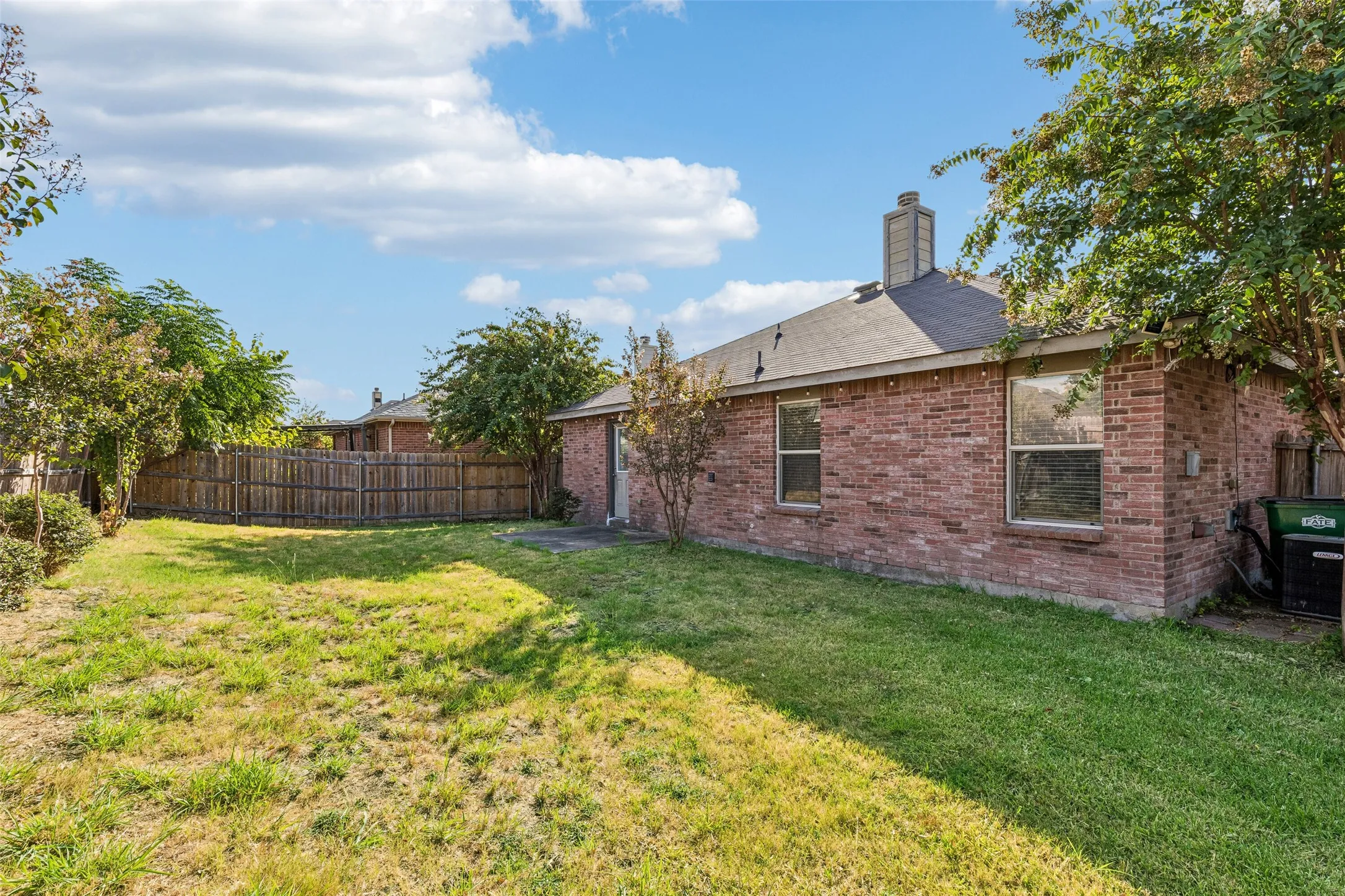 Single Family Residence For Sale in Rockwall County , 511 Blue Sage Drive, Fate, Texas 75087, 3 Bedroom, 2 Bathroom, 2 Garage spaces, 1,507 Sqft, built in 2008, mls#21356944, Real Estate Agent in Fate, Homes For Sale in Rockwall county, Homes For Sale in Fate, Realtor in Fate Texas, Real Estate Brokerage Independent Realty Texas, Luminita Cordes Realtor