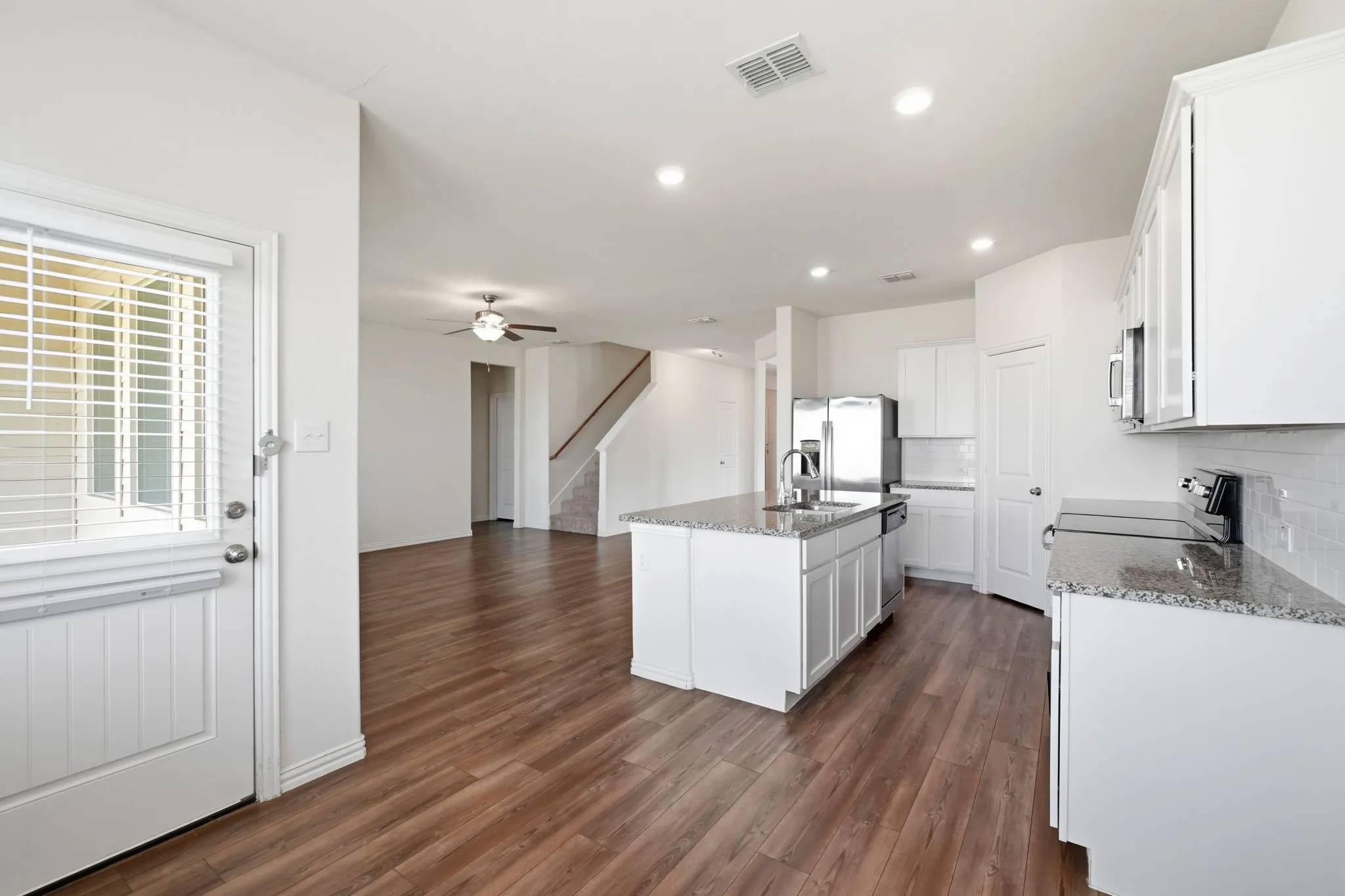 Single Family Residence For Sale in Rockwall County , 605 Fitzroy Lane, Fate, Texas 75189, 4 Bedroom, 3 Bathroom, 2 Garage spaces, 2,315 Sqft, built in 2020, mls#21356073, Real Estate Agent in Fate, Homes For Sale in Rockwall county, Homes For Sale in Fate, Realtor in Fate Texas, Real Estate Brokerage Independent Realty Texas, Luminita Cordes Realtor