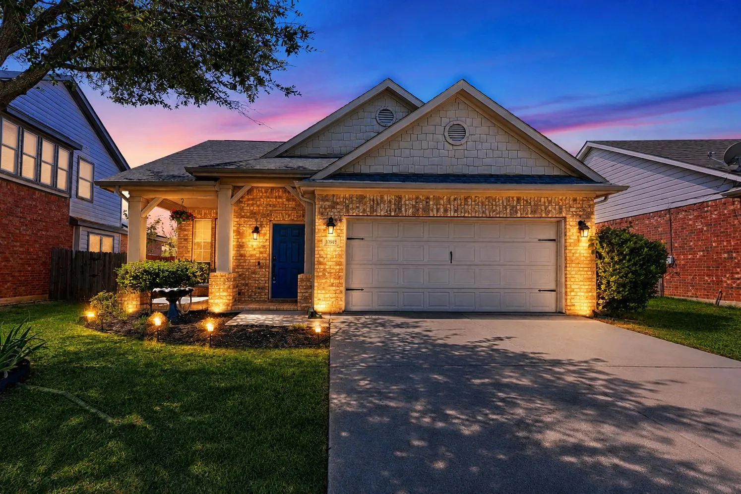 Single Family Residence For Sale in Tarrant County , 10969 Hawks Landing Road, Fort Worth, Texas 76052, 3 Bedroom, 2 Bathroom, 2 Garage spaces, 1,623 Sqft, built in 2006, mls#21357087, Real Estate Agent in Fort Worth, Homes For Sale in Tarrant county, Homes For Sale in Fort Worth, Realtor in Fort Worth Texas, Real Estate Brokerage Independent Realty Texas, Luminita Cordes Realtor