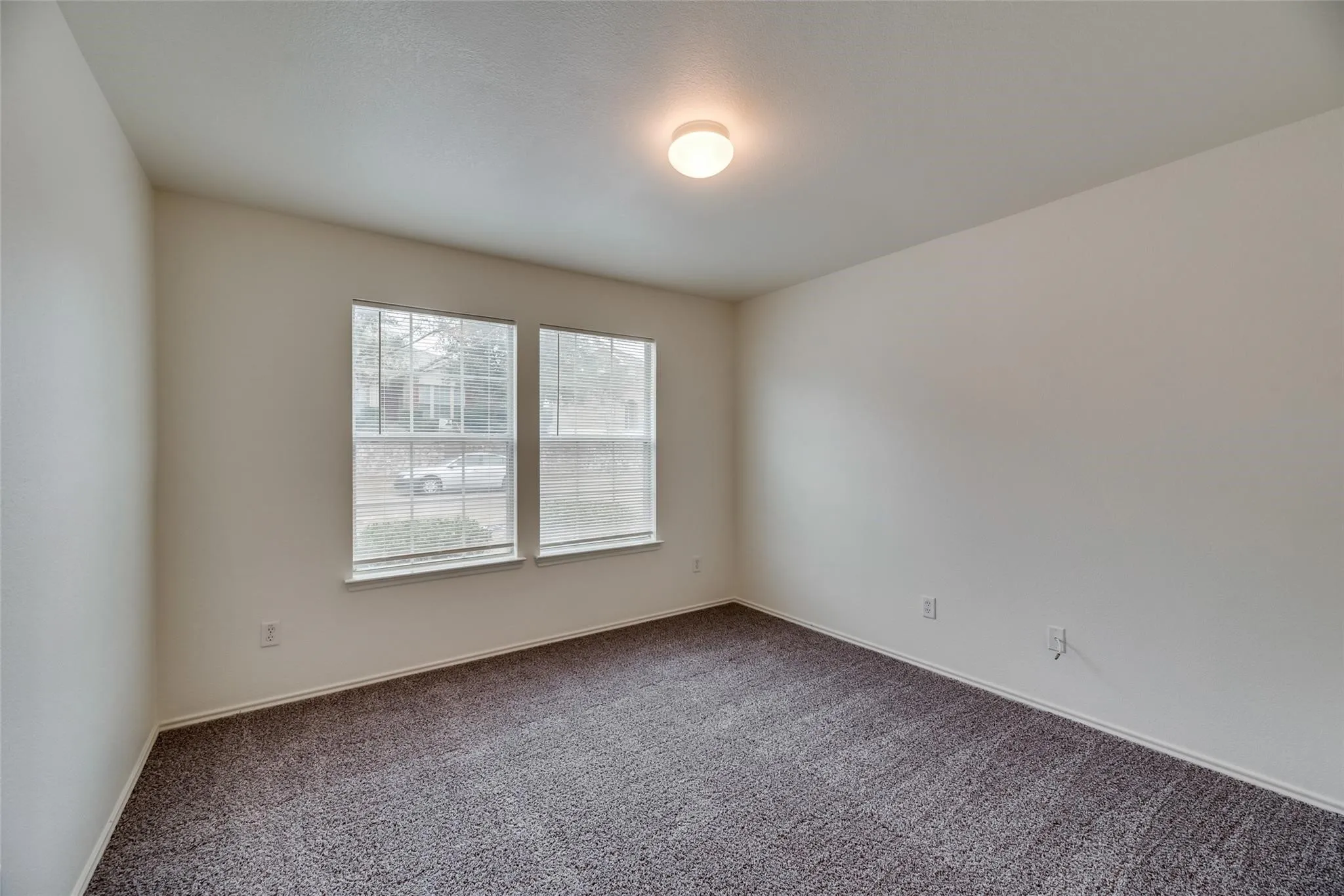 Single Family Residence For Rent in Dallas County , 2946 Midbury Drive, Lancaster, Texas 75134, 3 Bedroom, 3 Bathroom, 2 Garage spaces, 1,686 Sqft, built in 2005, Price $1,999, mls#21358066, Real Estate Agent in Lancaster, Homes For Rent in Dallas county, Homes For Rent in Lancaster, Realtor in Lancaster Texas, Real Estate Brokerage Independent Realty Texas, Luminita Cordes Realtor
