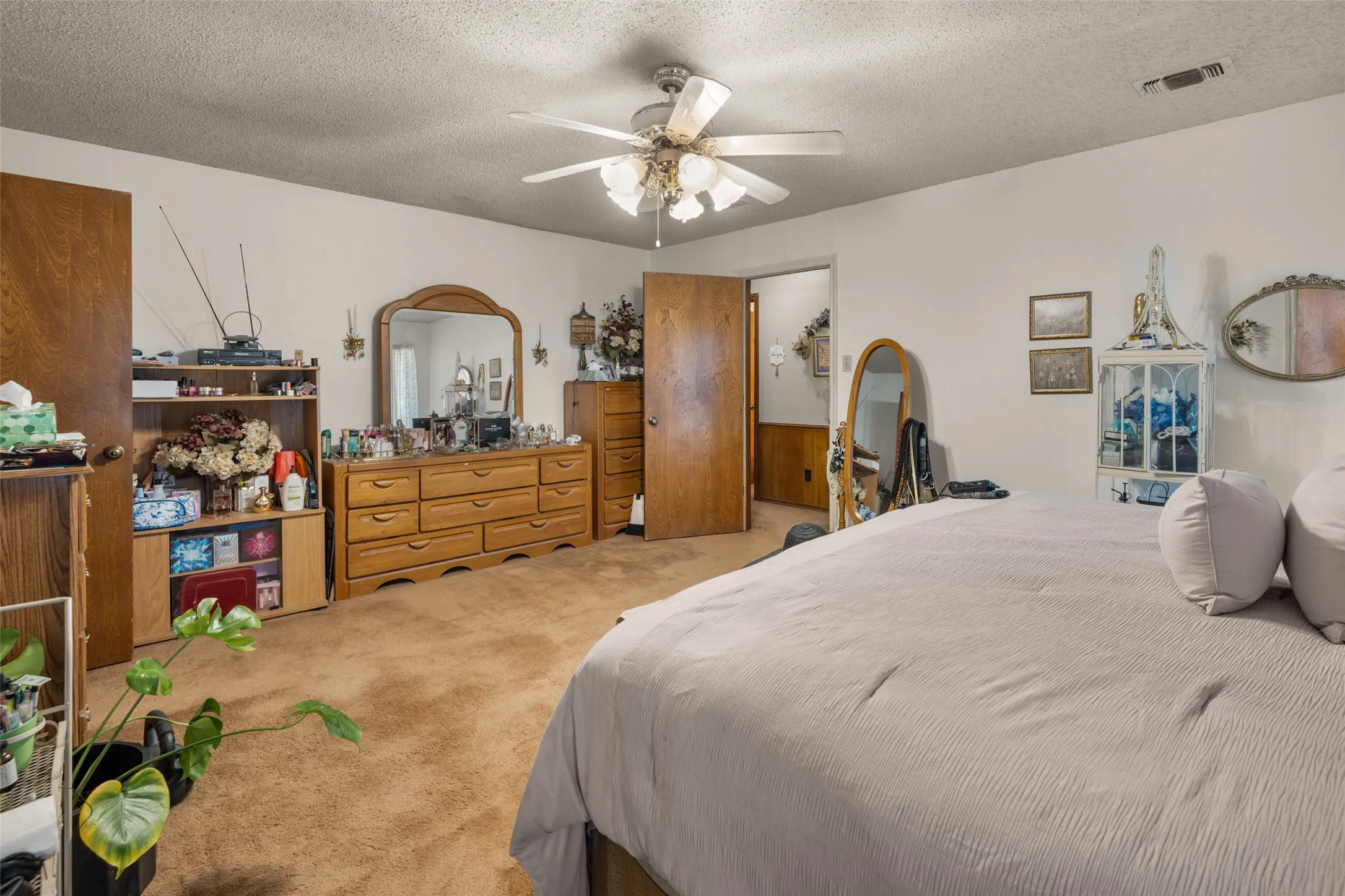 Business For Sale in Hunt County , 5792 FM 6, Josephine, Texas 75189, 0, 0, Garage spaces, 0 Sqft, built in 1983, mls#21358068, Real Estate Agent in Josephine, Homes For Sale in Hunt county, Homes For Sale in Josephine, Realtor in Josephine Texas, Real Estate Brokerage Independent Realty Texas, Luminita Cordes Realtor