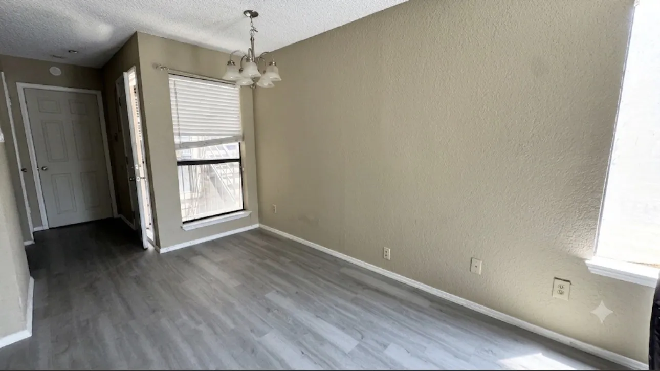 Condominium For Rent in Dallas County , 9811 Walnut Street F201, Dallas, Texas 75243, 1 Bedroom, 1 Bathroom, Garage spaces, 683 Sqft, built in 1984, mls#21358044, Real Estate Agent in Dallas, Homes For Rent in Dallas county, Homes For Rent in Dallas, Realtor in Dallas Texas, Real Estate Brokerage Independent Realty Texas, Luminita Cordes Realtor