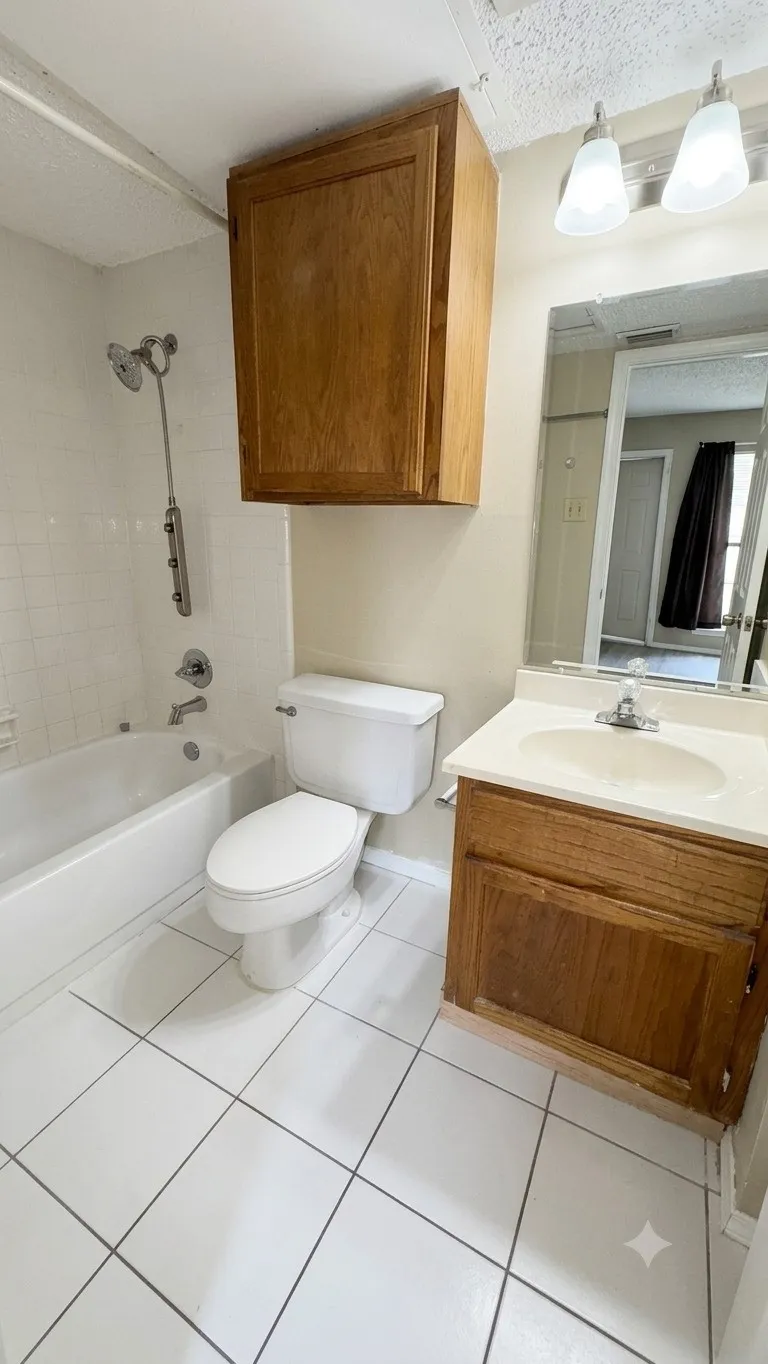 Condominium For Rent in Dallas County , 9811 Walnut Street F201, Dallas, Texas 75243, 1 Bedroom, 1 Bathroom, Garage spaces, 683 Sqft, built in 1984, mls#21358044, Real Estate Agent in Dallas, Homes For Rent in Dallas county, Homes For Rent in Dallas, Realtor in Dallas Texas, Real Estate Brokerage Independent Realty Texas, Luminita Cordes Realtor