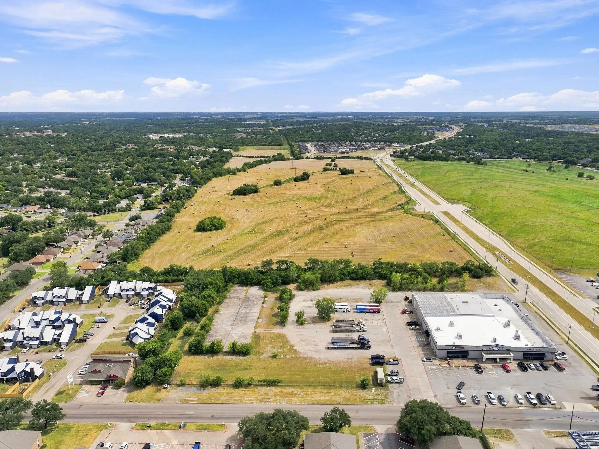 Unimproved Land For Sale in Grayson County , 62AC Heritage (FM 1417) Parkway, Sherman, Texas 75092, 0, 0, Garage spaces, 0 Sqft, built in 0, Price $35,500,000, mls#21357502, Real Estate Agent in Sherman, Homes For Sale in Grayson county, Homes For Sale in Sherman, Realtor in Sherman Texas, Real Estate Brokerage Independent Realty Texas, Luminita Cordes Realtor