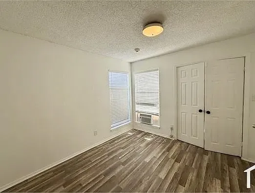 Condominium For Rent in Dallas County , 9813 Walnut Street 302, Dallas, Texas 75243, 1 Bedroom, 1 Bathroom, Garage spaces, 535 Sqft, built in 1984, mls#21358079, Real Estate Agent in Dallas, Homes For Rent in Dallas county, Homes For Rent in Dallas, Realtor in Dallas Texas, Real Estate Brokerage Independent Realty Texas, Luminita Cordes Realtor