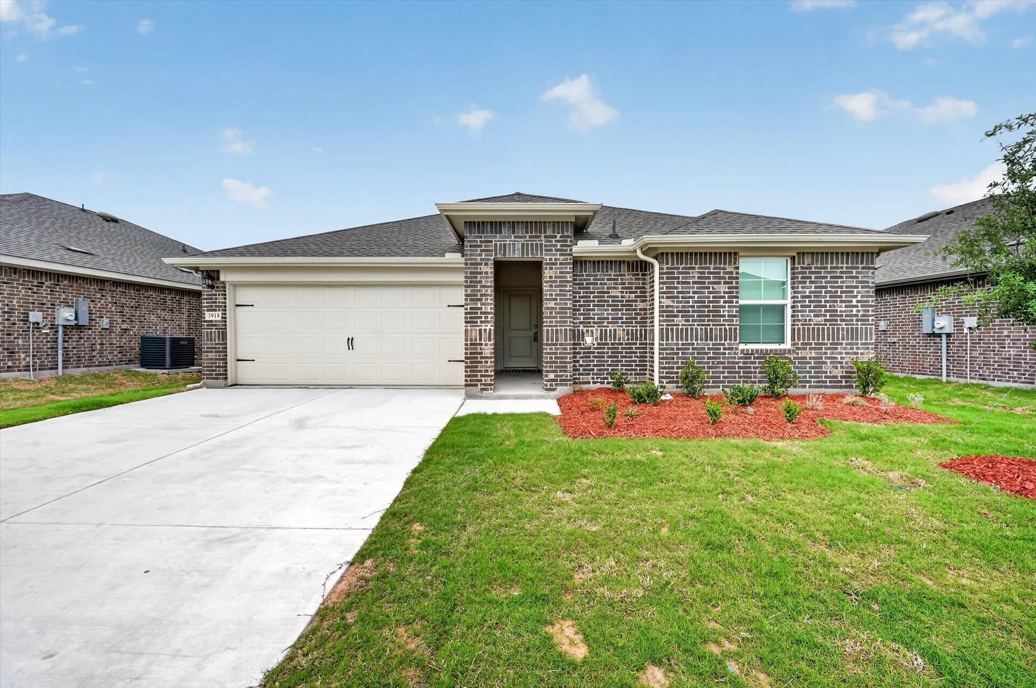Single Family Residence For Rent in Collin County , 3918 Applewood Trail, Princeton, Texas 75407, 3 Bedroom, 2 Bathroom, 2 Garage spaces, 1,294 Sqft, built in 2026, mls#21358103, Real Estate Agent in Princeton, Homes For Rent in Collin county, Homes For Rent in Princeton, Realtor in Princeton Texas, Real Estate Brokerage Independent Realty Texas, Luminita Cordes Realtor