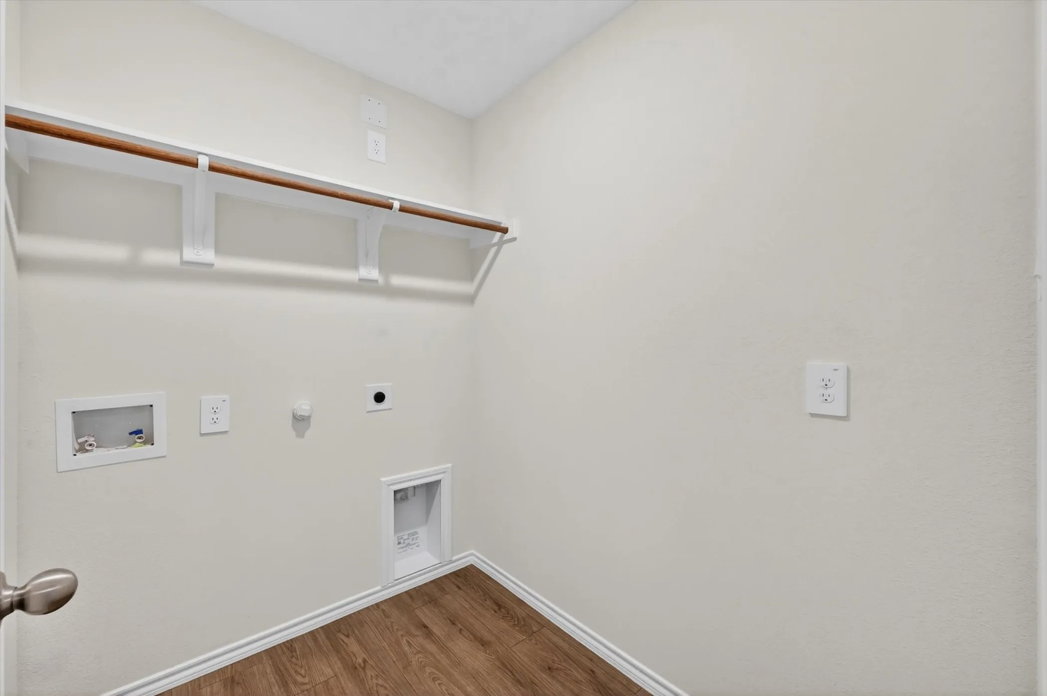 Single Family Residence For Rent in Collin County , 3918 Applewood Trail, Princeton, Texas 75407, 3 Bedroom, 2 Bathroom, 2 Garage spaces, 1,294 Sqft, built in 2026, mls#21358103, Real Estate Agent in Princeton, Homes For Rent in Collin county, Homes For Rent in Princeton, Realtor in Princeton Texas, Real Estate Brokerage Independent Realty Texas, Luminita Cordes Realtor