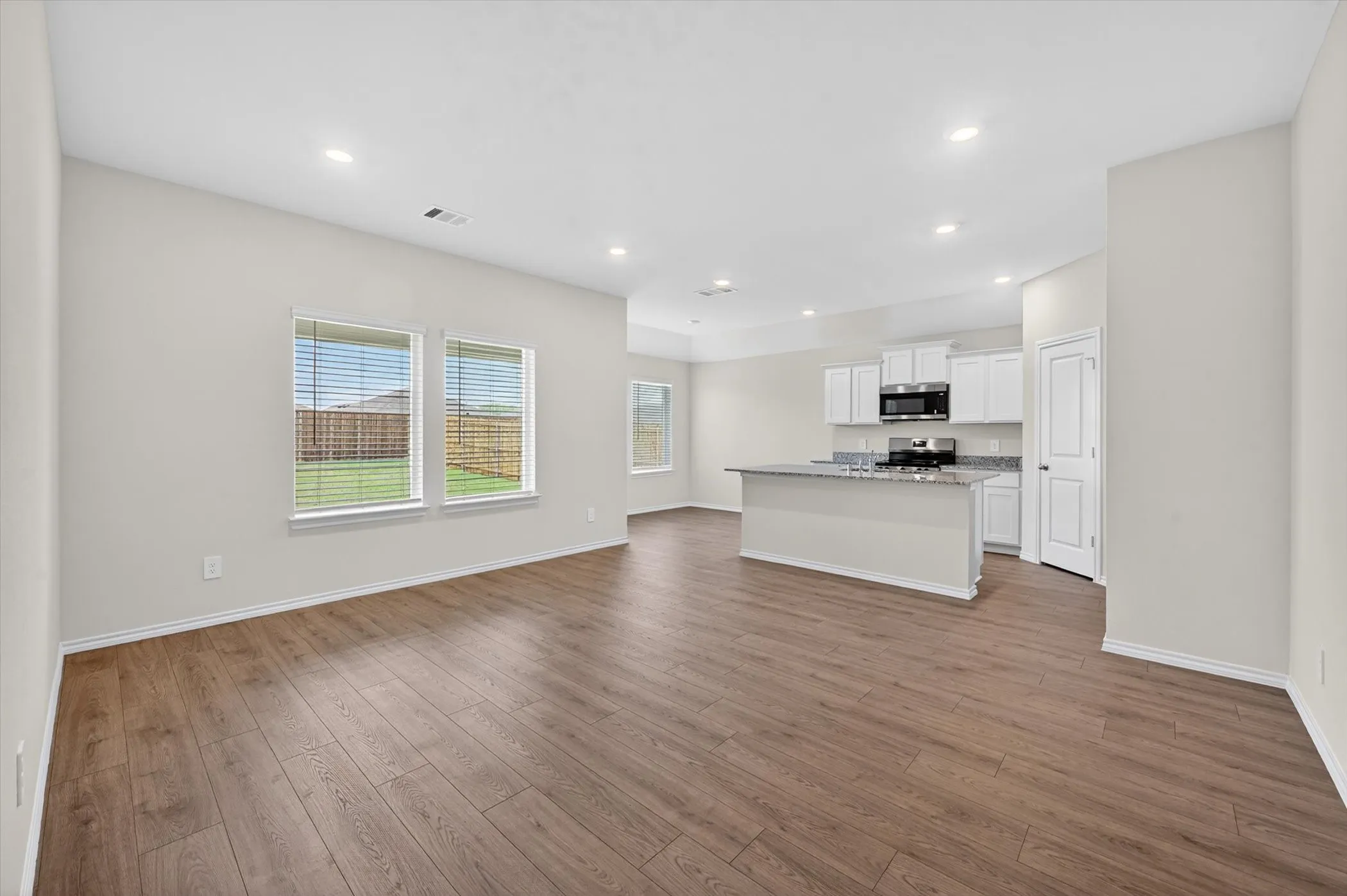 Single Family Residence For Rent in Collin County , 3918 Applewood Trail, Princeton, Texas 75407, 3 Bedroom, 2 Bathroom, 2 Garage spaces, 1,294 Sqft, built in 2026, mls#21358103, Real Estate Agent in Princeton, Homes For Rent in Collin county, Homes For Rent in Princeton, Realtor in Princeton Texas, Real Estate Brokerage Independent Realty Texas, Luminita Cordes Realtor