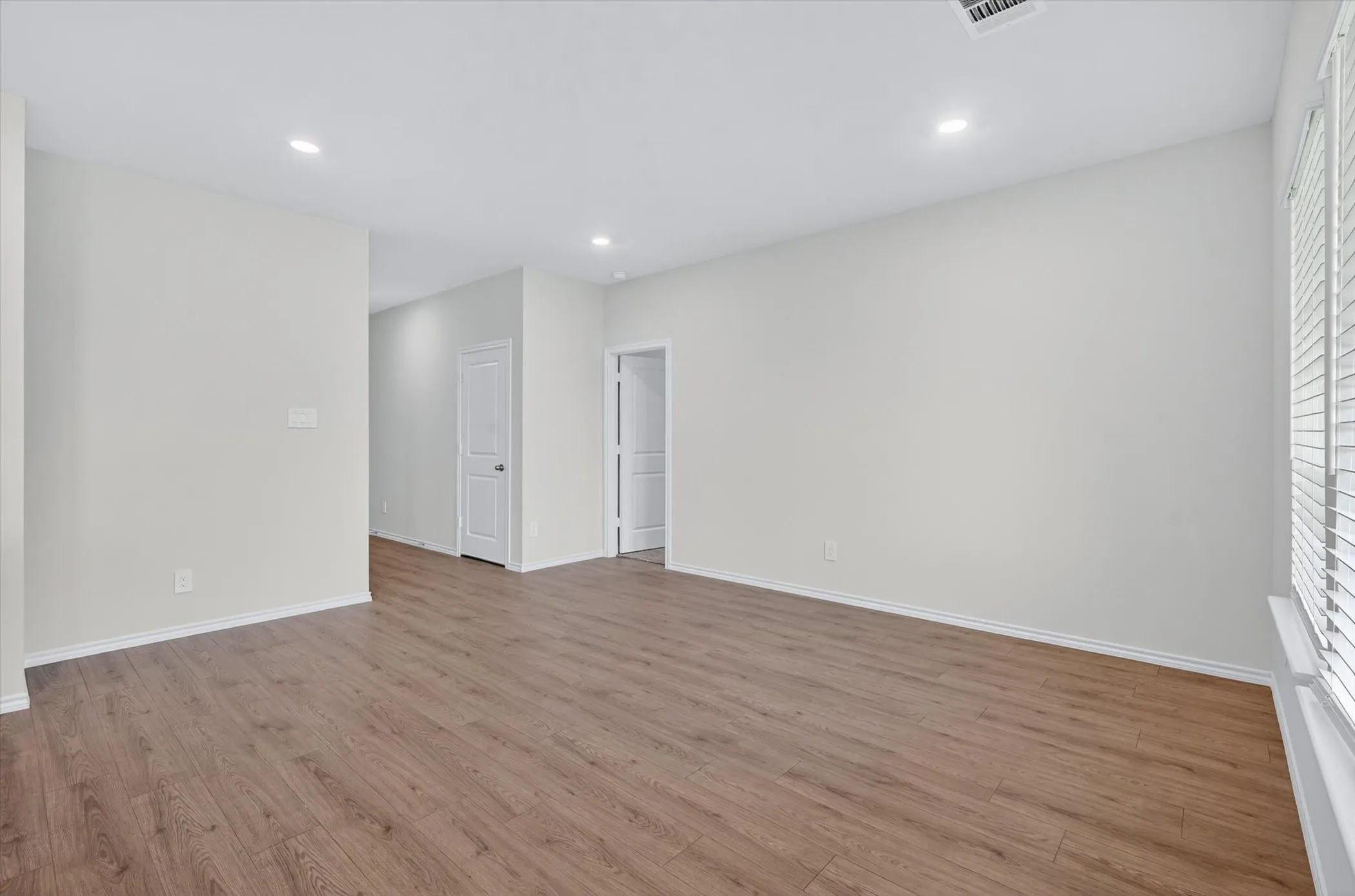 Single Family Residence For Rent in Collin County , 3918 Applewood Trail, Princeton, Texas 75407, 3 Bedroom, 2 Bathroom, 2 Garage spaces, 1,294 Sqft, built in 2026, mls#21358103, Real Estate Agent in Princeton, Homes For Rent in Collin county, Homes For Rent in Princeton, Realtor in Princeton Texas, Real Estate Brokerage Independent Realty Texas, Luminita Cordes Realtor