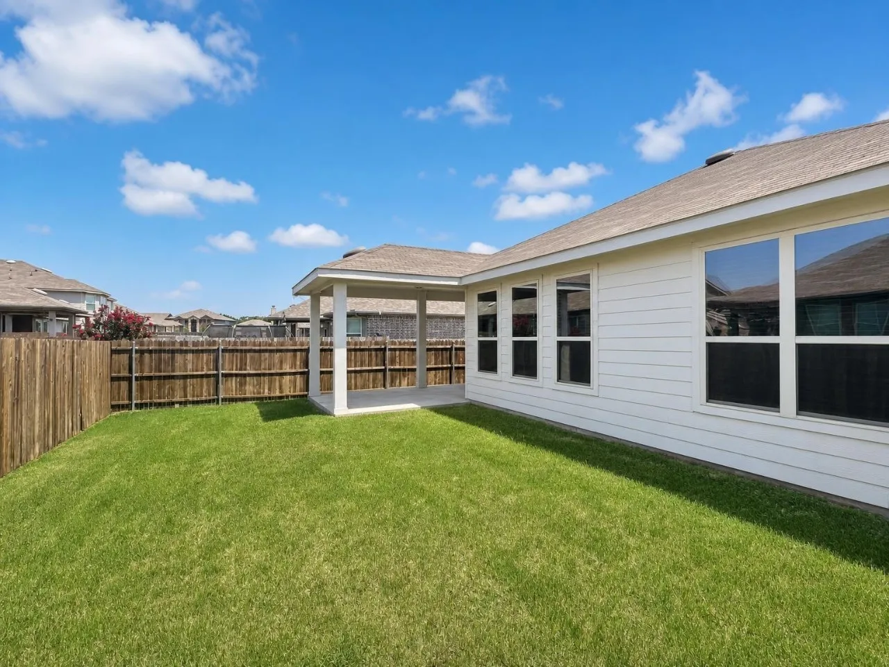 Single Family Residence For Rent in Denton County , 5601 Portola Lane, Denton, Texas 76208, 3 Bedroom, 2 Bathroom, 2 Garage spaces, 1,800 Sqft, built in 2020, mls#21358106, Real Estate Agent in Denton, Homes For Rent in Denton county, Homes For Rent in Denton, Realtor in Denton Texas, Real Estate Brokerage Independent Realty Texas, Luminita Cordes Realtor