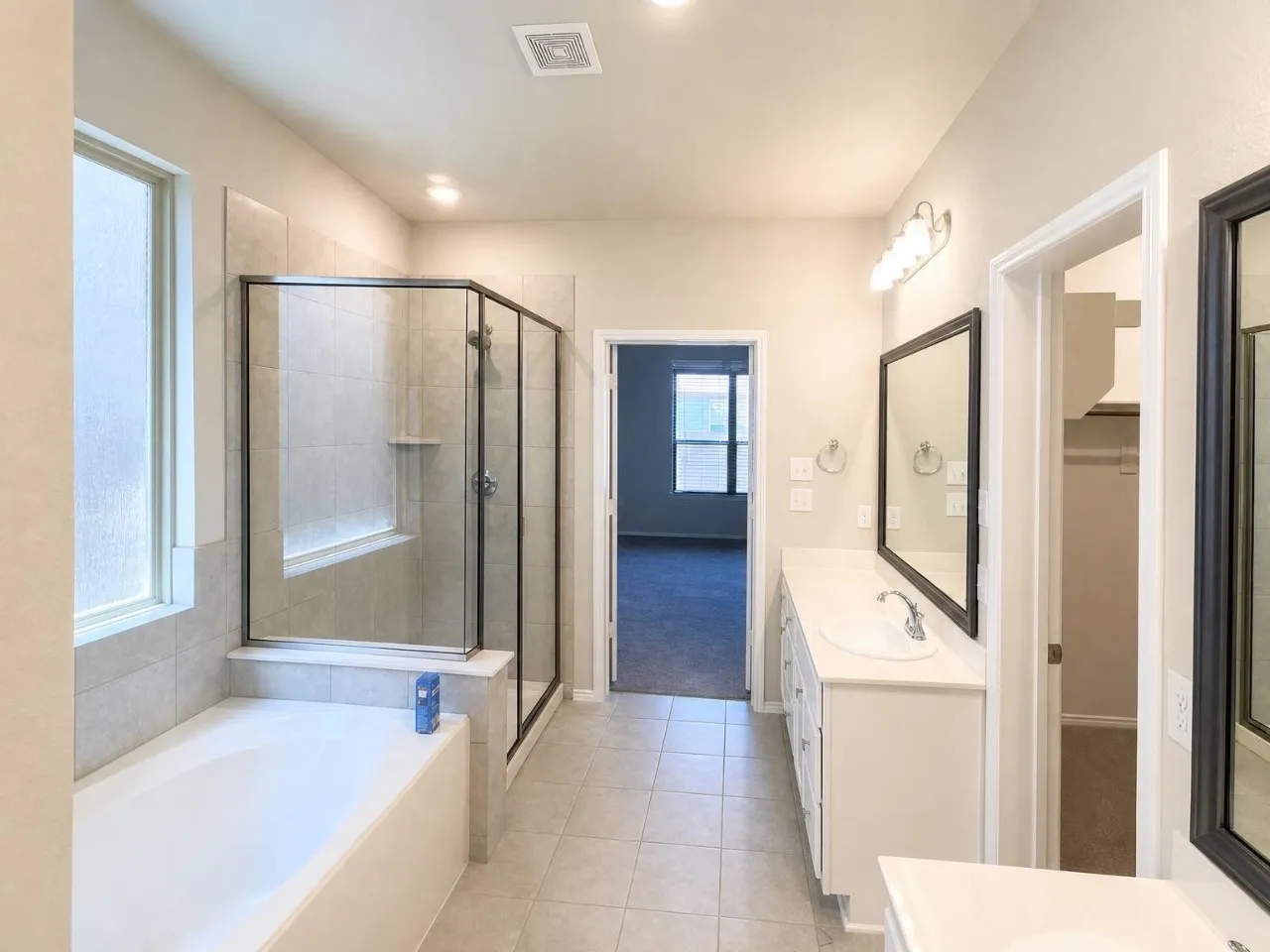 Single Family Residence For Rent in Denton County , 5601 Portola Lane, Denton, Texas 76208, 3 Bedroom, 2 Bathroom, 2 Garage spaces, 1,800 Sqft, built in 2020, mls#21358106, Real Estate Agent in Denton, Homes For Rent in Denton county, Homes For Rent in Denton, Realtor in Denton Texas, Real Estate Brokerage Independent Realty Texas, Luminita Cordes Realtor