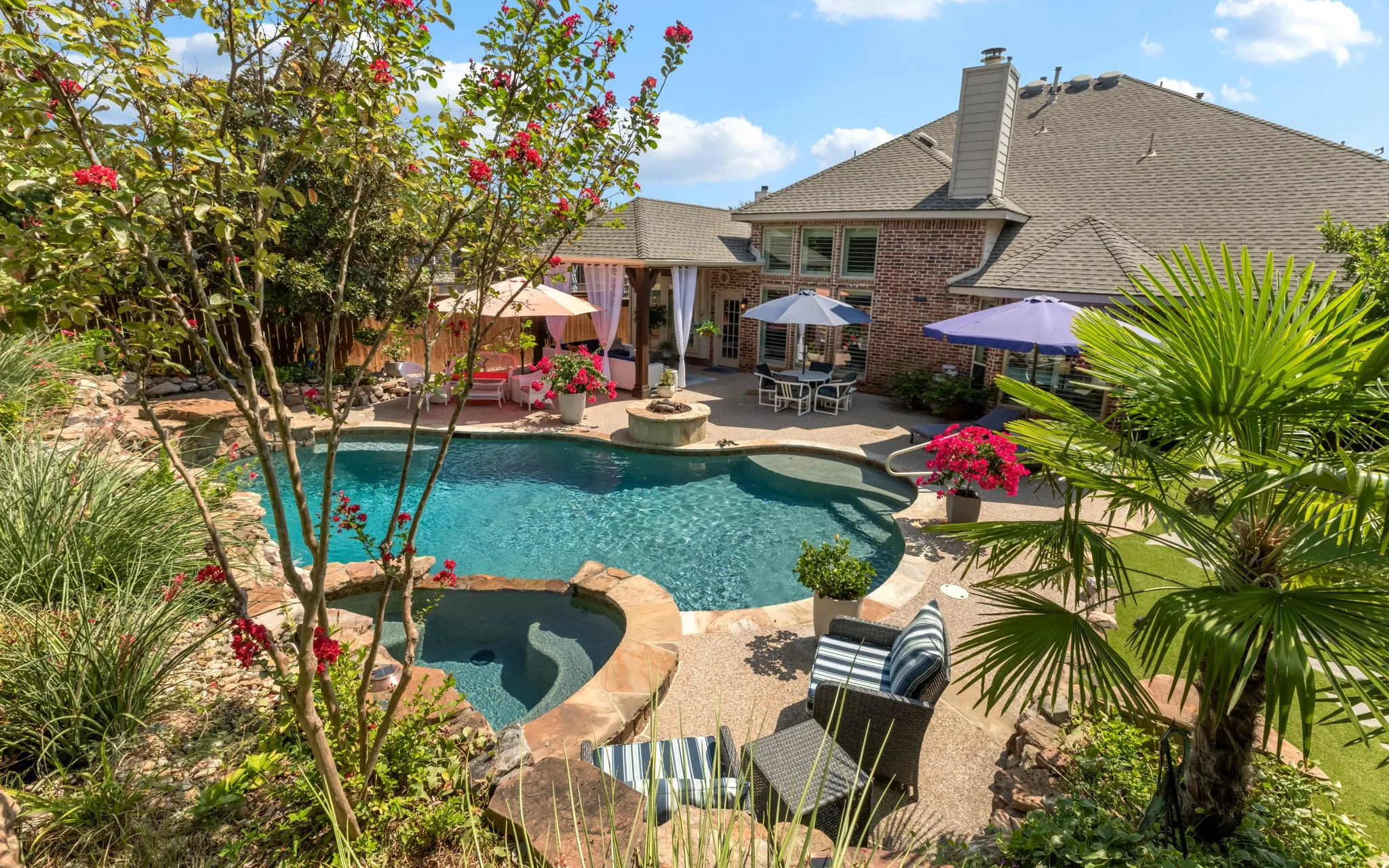 Single Family Residence For Sale in Collin County , 1708 Chessington Lane, Mc Kinney, Texas 75072, 4 Bedroom, 3 Bathroom, 3 Garage spaces, 3,435 Sqft, built in 2002, mls#21356601, Real Estate Agent in Mc Kinney, Homes For Sale in Collin county, Homes For Sale in Mc Kinney, Realtor in Mc Kinney Texas, Real Estate Brokerage Independent Realty Texas, Luminita Cordes Realtor