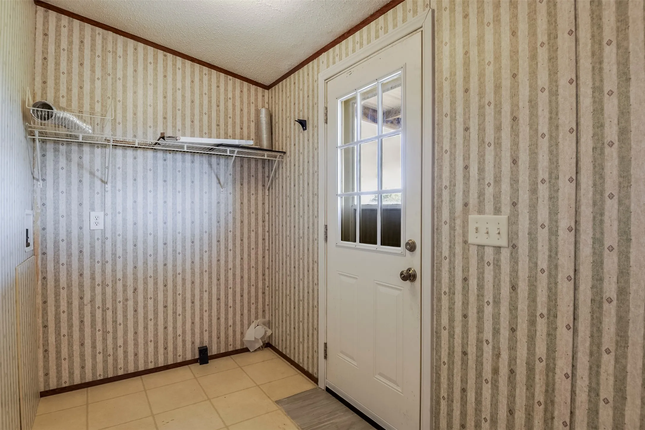 Mobile Home For Sale in Ellis County , 10860 S Fm 157, Venus, Texas 76084, 3 Bedroom, 2 Bathroom, Garage spaces, 1,568 Sqft, built in 2003, mls#21357275, Real Estate Agent in Venus, Homes For Sale in Ellis county, Homes For Sale in Venus, Realtor in Venus Texas, Real Estate Brokerage Independent Realty Texas, Luminita Cordes Realtor