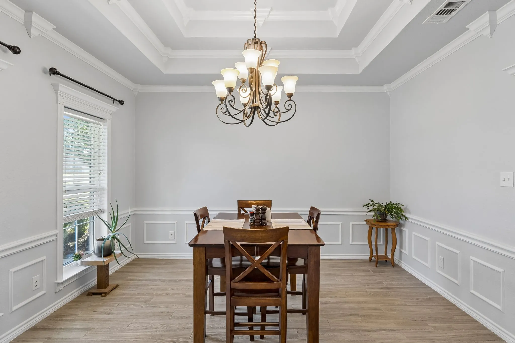 Single Family Residence For Sale in Coryell County , 113 Coleton Drive, Copperas Cove, Texas 76522, 4 Bedroom, 3 Bathroom, 2 Garage spaces, 2,371 Sqft, built in 2010, mls#21357503, Real Estate Agent in Copperas Cove, Homes For Sale in Coryell county, Homes For Sale in Copperas Cove, Realtor in Copperas Cove Texas, Real Estate Brokerage Independent Realty Texas, Luminita Cordes Realtor