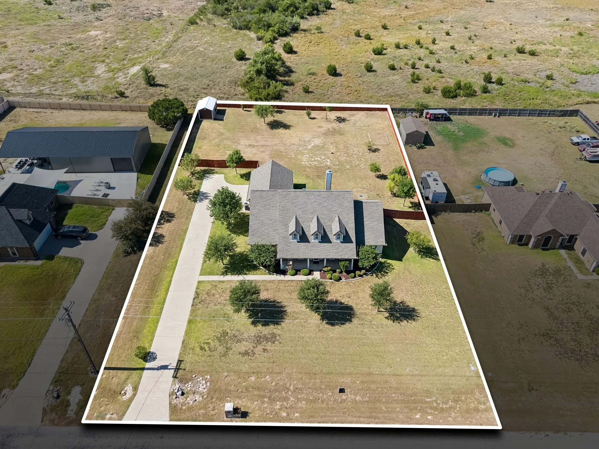 Single Family Residence For Sale in Coryell County , 113 Coleton Drive, Copperas Cove, Texas 76522, 4 Bedroom, 3 Bathroom, 2 Garage spaces, 2,371 Sqft, built in 2010, mls#21357503, Real Estate Agent in Copperas Cove, Homes For Sale in Coryell county, Homes For Sale in Copperas Cove, Realtor in Copperas Cove Texas, Real Estate Brokerage Independent Realty Texas, Luminita Cordes Realtor