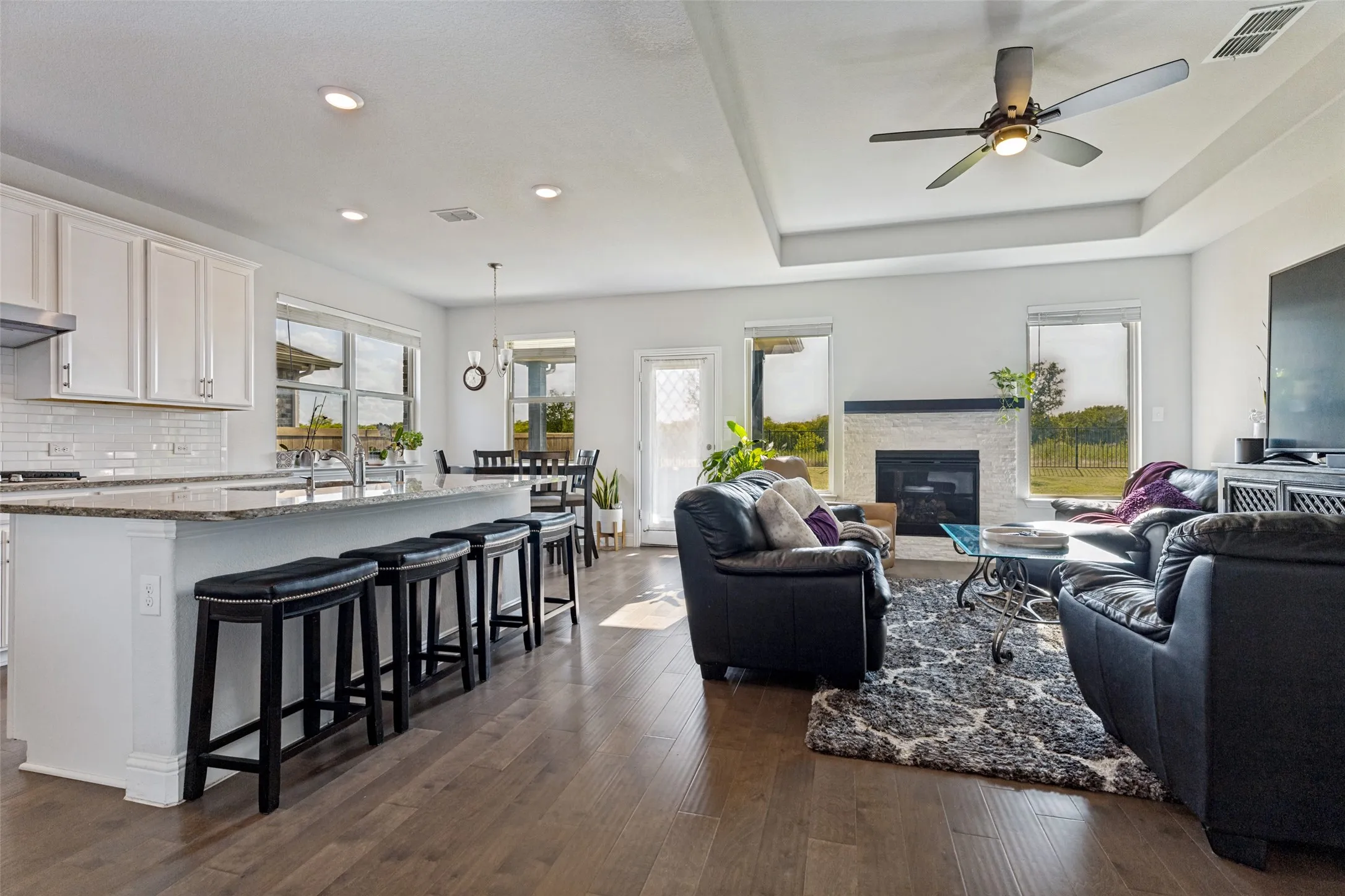 Single Family Residence For Rent in Tarrant County , 11761 Wulstone Road, Fort Worth, Texas 76052, 4 Bedroom, 4 Bathroom, 2 Garage spaces, 2,747 Sqft, built in 2020, mls#21357030, Real Estate Agent in Fort Worth, Homes For Rent in Tarrant county, Homes For Rent in Fort Worth, Realtor in Fort Worth Texas, Real Estate Brokerage Independent Realty Texas, Luminita Cordes Realtor
