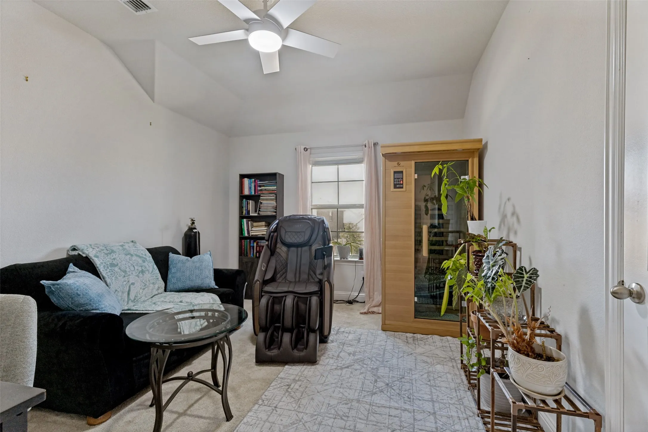 Single Family Residence For Rent in Tarrant County , 11761 Wulstone Road, Fort Worth, Texas 76052, 4 Bedroom, 4 Bathroom, 2 Garage spaces, 2,747 Sqft, built in 2020, mls#21357030, Real Estate Agent in Fort Worth, Homes For Rent in Tarrant county, Homes For Rent in Fort Worth, Realtor in Fort Worth Texas, Real Estate Brokerage Independent Realty Texas, Luminita Cordes Realtor