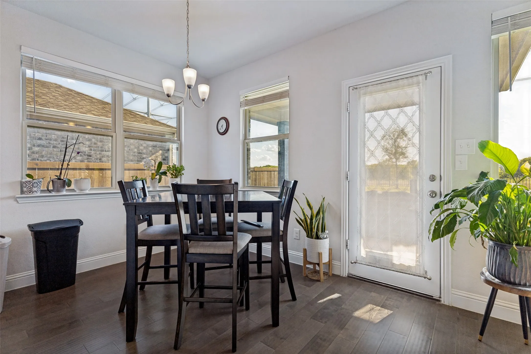 Single Family Residence For Rent in Tarrant County , 11761 Wulstone Road, Fort Worth, Texas 76052, 4 Bedroom, 4 Bathroom, 2 Garage spaces, 2,747 Sqft, built in 2020, mls#21357030, Real Estate Agent in Fort Worth, Homes For Rent in Tarrant county, Homes For Rent in Fort Worth, Realtor in Fort Worth Texas, Real Estate Brokerage Independent Realty Texas, Luminita Cordes Realtor