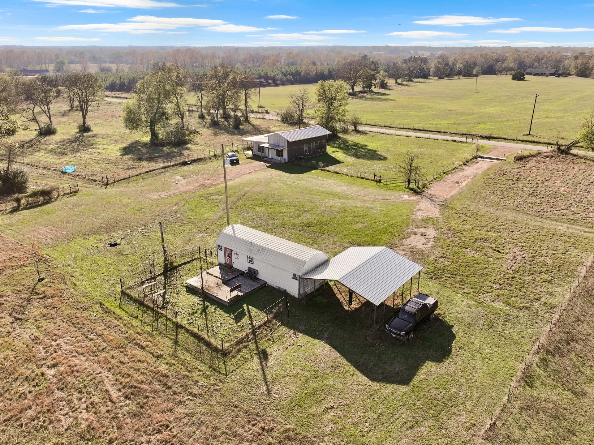 Farm For Sale in Titus County , 785 CR 4840 ALL, Mt Pleasant, Texas 75455, 2 Bedroom, 2 Bathroom, Garage spaces, 1,240 Sqft, built in 2017, Price $810,000, mls#21357000, Real Estate Agent in Mt Pleasant, Homes For Sale in Titus county, Homes For Sale in Mt Pleasant, Realtor in Mt Pleasant Texas, Real Estate Brokerage Independent Realty Texas, Luminita Cordes Realtor