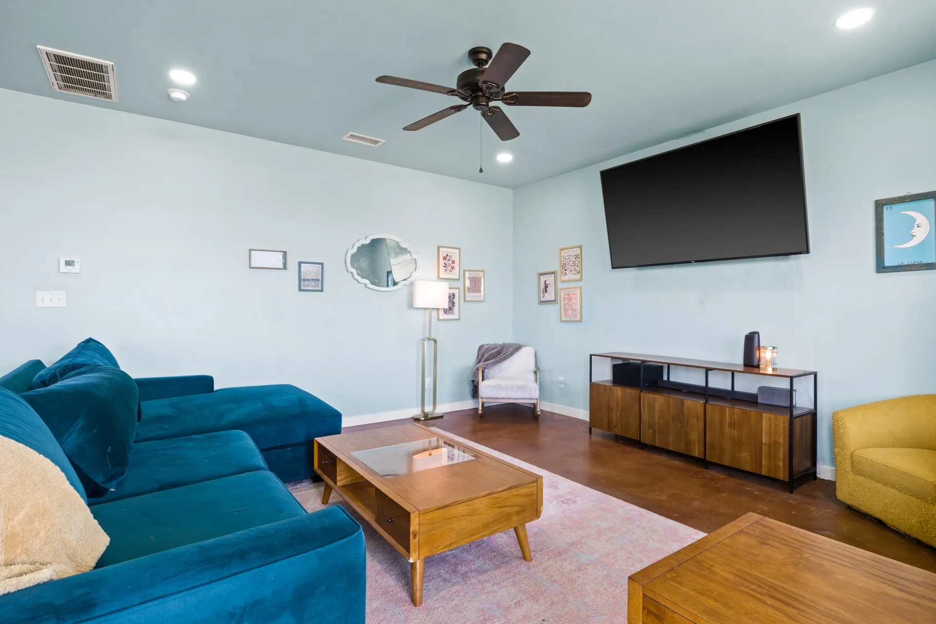 Farm For Sale in Titus County , 785 CR 4840 ALL, Mt Pleasant, Texas 75455, 2 Bedroom, 2 Bathroom, Garage spaces, 1,240 Sqft, built in 2017, Price $810,000, mls#21357000, Real Estate Agent in Mt Pleasant, Homes For Sale in Titus county, Homes For Sale in Mt Pleasant, Realtor in Mt Pleasant Texas, Real Estate Brokerage Independent Realty Texas, Luminita Cordes Realtor