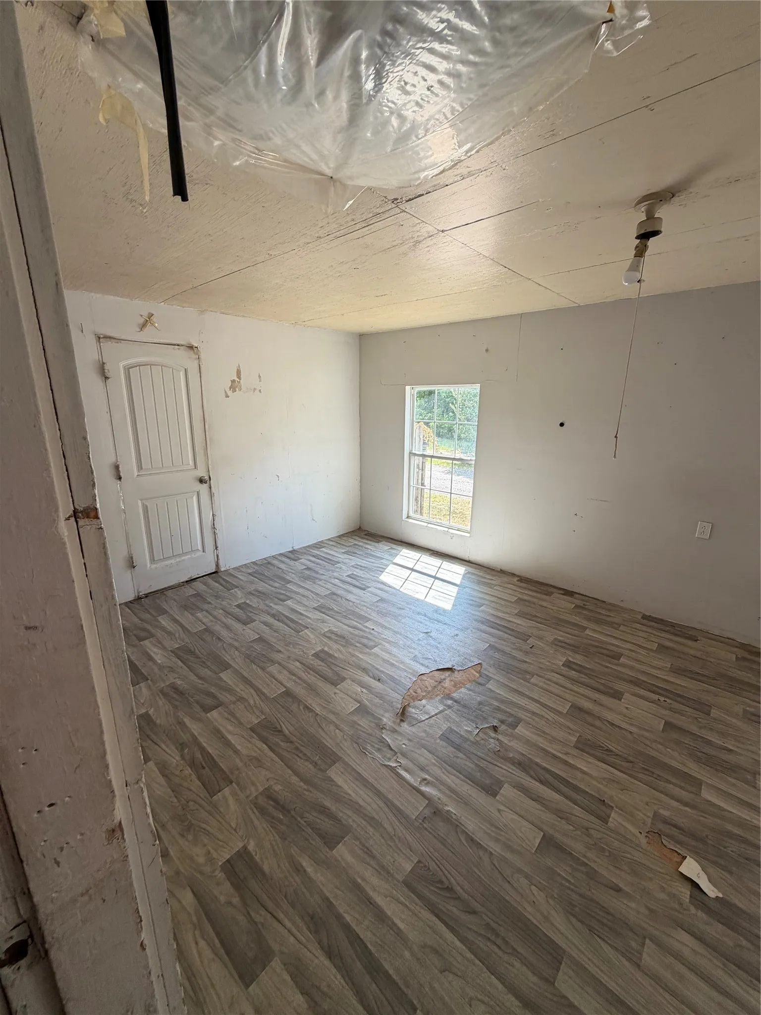 Single Family Residence For Sale in Collin County , 315 Maple Street, Farmersville, Texas 75442, 3 Bedroom, 1 Bathroom, Garage spaces, 1,937 Sqft, built in 1956, mls#21358088, Real Estate Agent in Farmersville, Homes For Sale in Collin county, Homes For Sale in Farmersville, Realtor in Farmersville Texas, Real Estate Brokerage Independent Realty Texas, Luminita Cordes Realtor