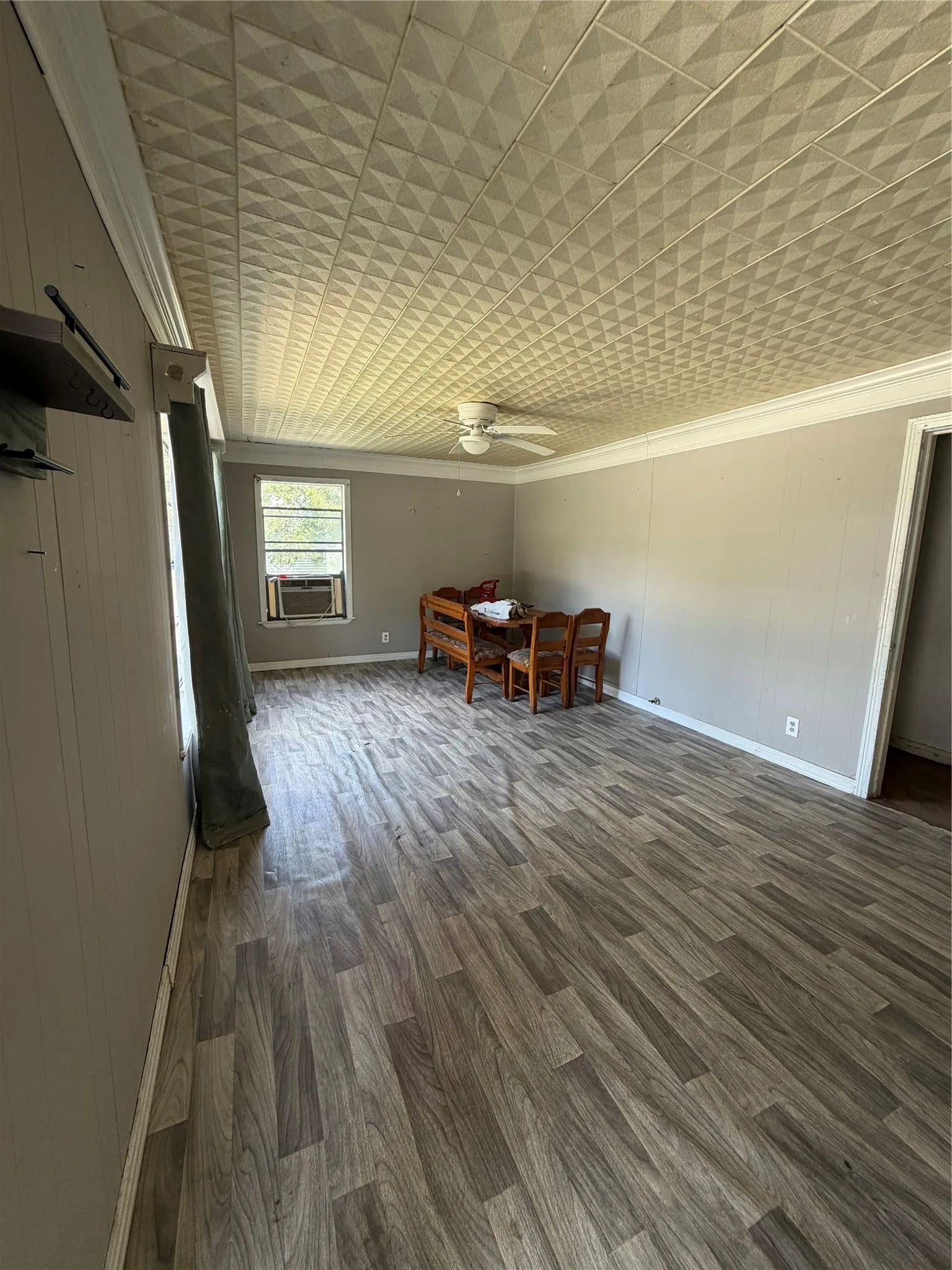 Single Family Residence For Sale in Collin County , 315 Maple Street, Farmersville, Texas 75442, 3 Bedroom, 1 Bathroom, Garage spaces, 1,937 Sqft, built in 1956, mls#21358088, Real Estate Agent in Farmersville, Homes For Sale in Collin county, Homes For Sale in Farmersville, Realtor in Farmersville Texas, Real Estate Brokerage Independent Realty Texas, Luminita Cordes Realtor
