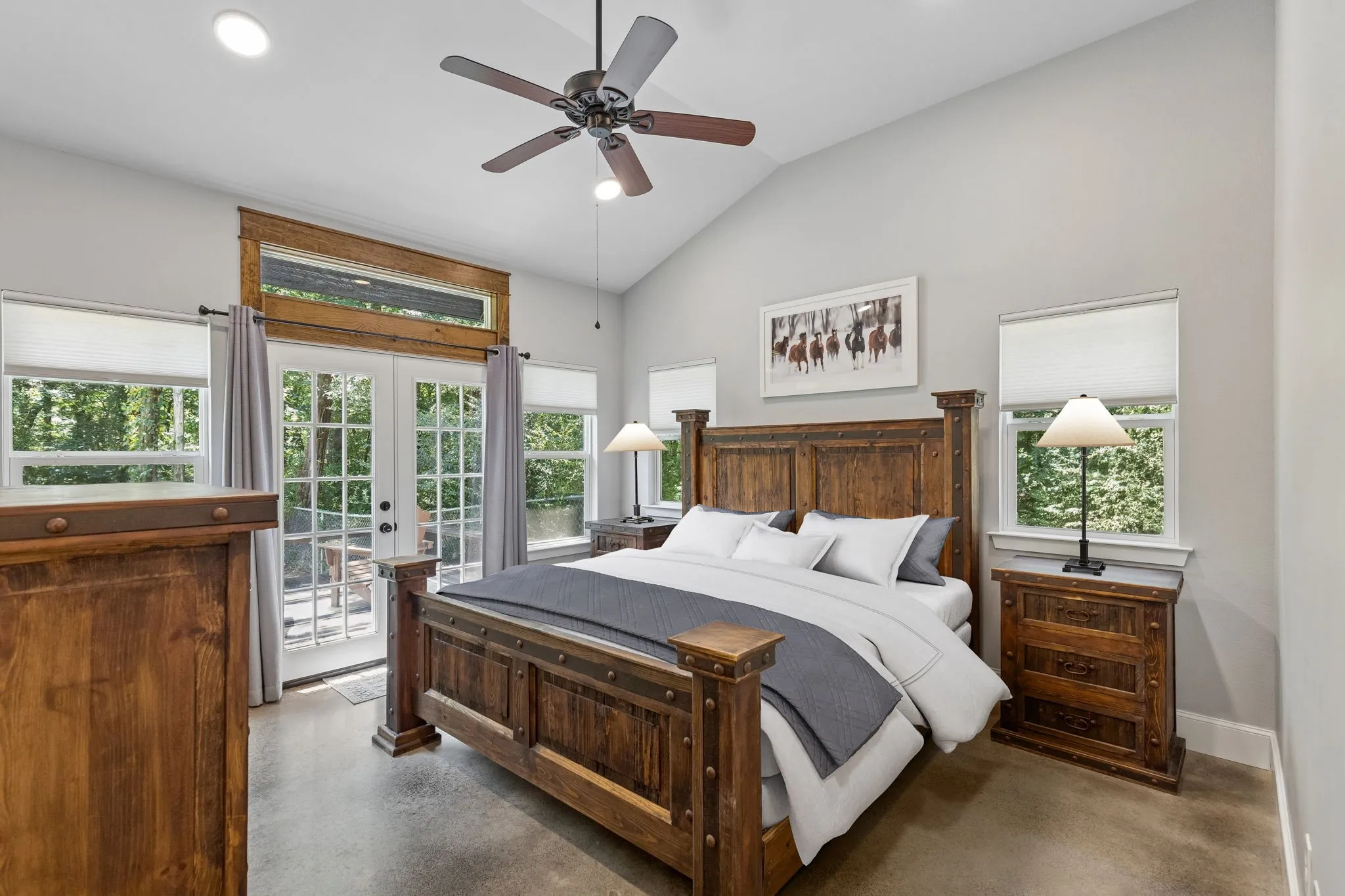 Single Family Residence For Sale in Fannin County , 6912 Circle Drive, Bonham, Texas 75418, 3 Bedroom, 2 Bathroom, 3 Garage spaces, 1,451 Sqft, built in 2018, mls#21351272, Real Estate Agent in Bonham, Homes For Sale in Fannin county, Homes For Sale in Bonham, Realtor in Bonham Texas, Real Estate Brokerage Independent Realty Texas, Luminita Cordes Realtor