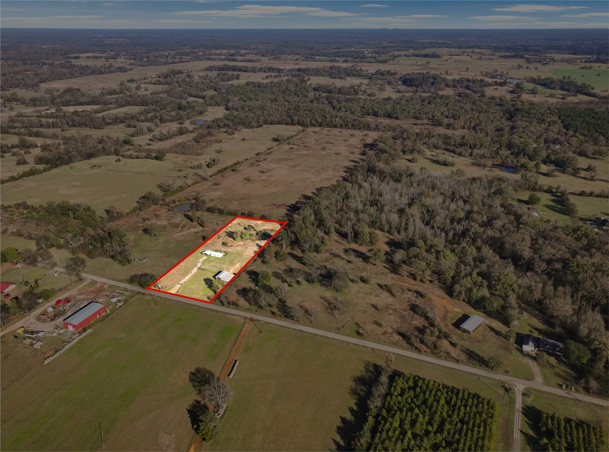 Farm For Sale in Titus County , 785 County Road 4840, Mt Pleasant, Texas 75455, 2 Bedroom, 2 Bathroom, Garage spaces, 1,240 Sqft, built in 2017, mls#21356987, Real Estate Agent in Mt Pleasant, Homes For Sale in Titus county, Homes For Sale in Mt Pleasant, Realtor in Mt Pleasant Texas, Real Estate Brokerage Independent Realty Texas, Luminita Cordes Realtor