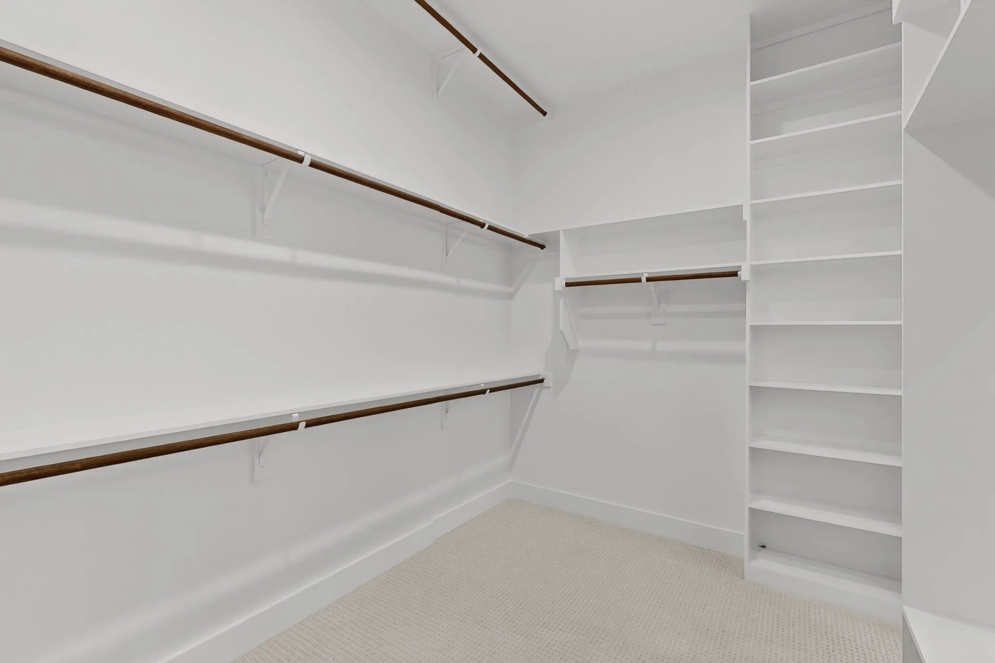 Master bedroom Closet