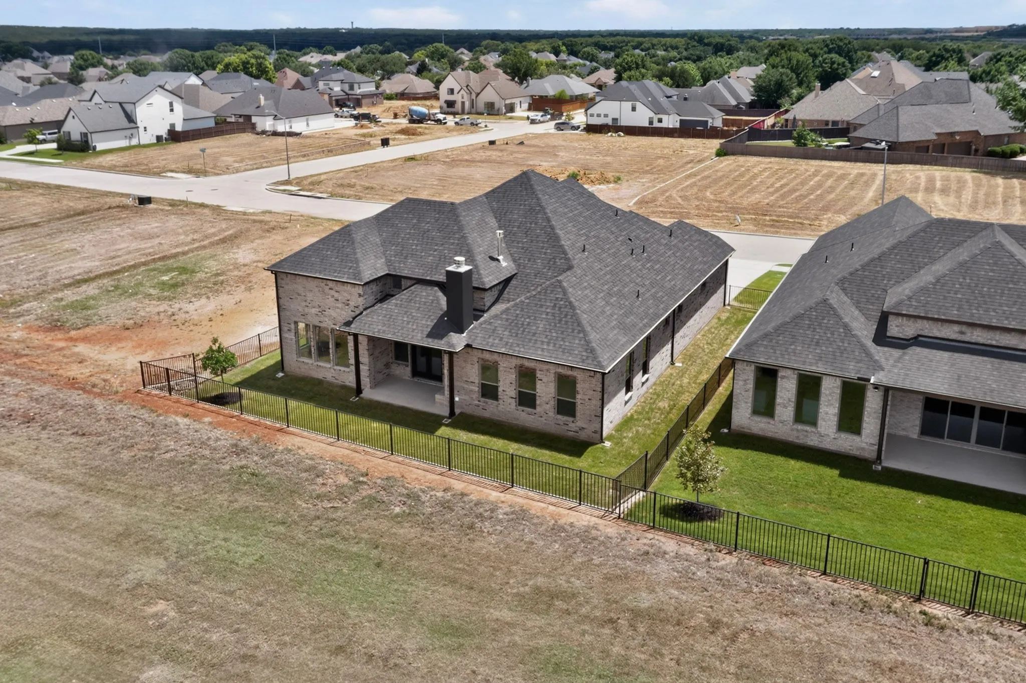 Single Family Residence For Sale in Tarrant County , 977 Bandon Dunes Drive, Fort Worth, Texas 76028, 4 Bedroom, 3 Bathroom, 2 Garage spaces, 2,960 Sqft, built in 2026, mls#21327458, Real Estate Agent in Fort Worth, Homes For Sale in Tarrant county, Homes For Sale in Fort Worth, Realtor in Fort Worth Texas, Real Estate Brokerage Independent Realty Texas, Luminita Cordes Realtor