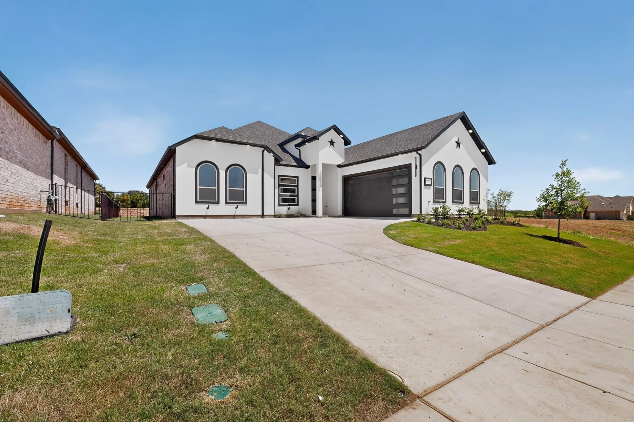 Single Family Residence For Sale in Tarrant County , 977 Bandon Dunes Drive, Fort Worth, Texas 76028, 4 Bedroom, 3 Bathroom, 2 Garage spaces, 2,960 Sqft, built in 2026, mls#21327458, Real Estate Agent in Fort Worth, Homes For Sale in Tarrant county, Homes For Sale in Fort Worth, Realtor in Fort Worth Texas, Real Estate Brokerage Independent Realty Texas, Luminita Cordes Realtor