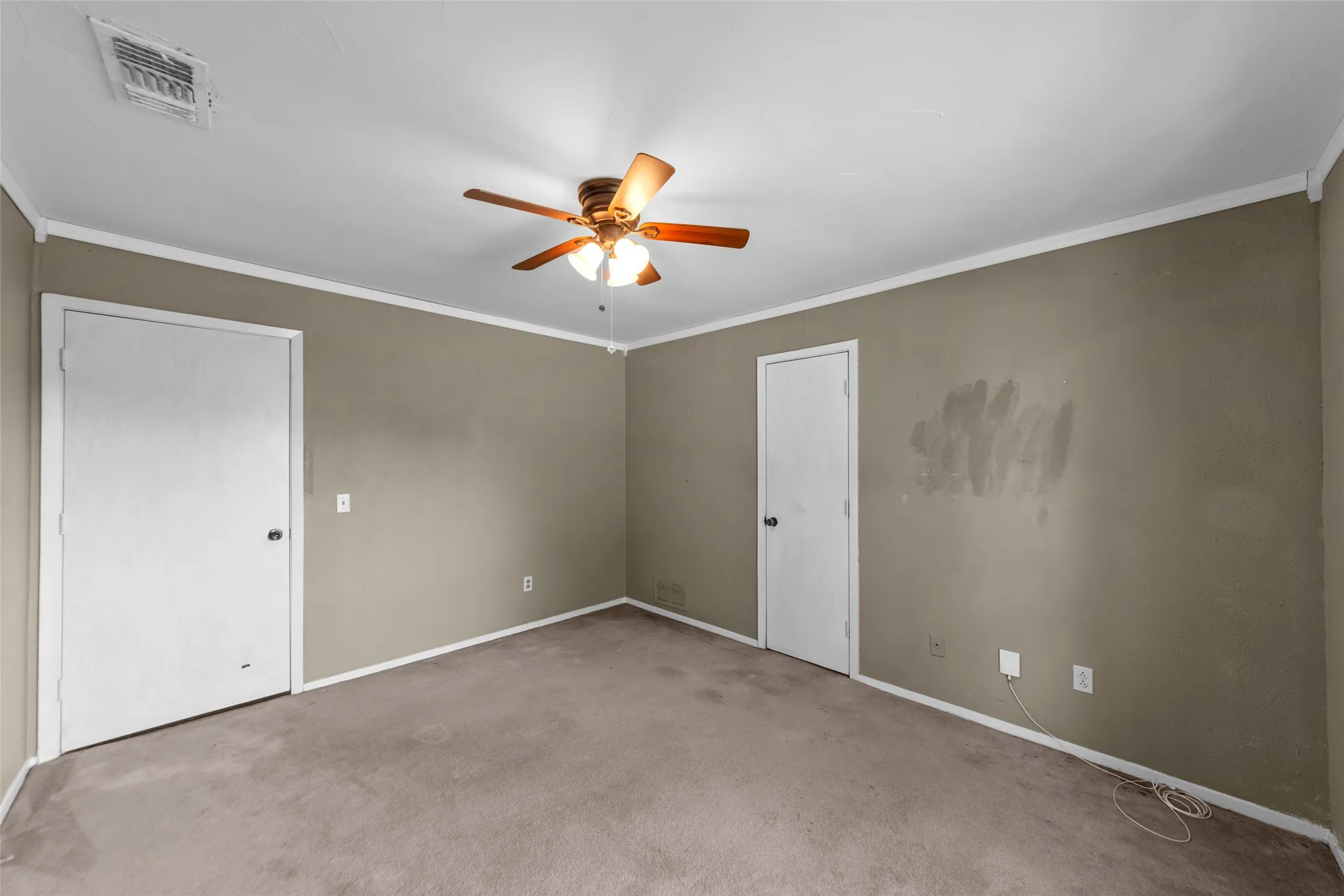 Single Family Residence For Sale in Dallas County , 1116 Windsong Trail, Richardson, Texas 75081, 3 Bedroom, 3 Bathroom, 2 Garage spaces, 2,404 Sqft, built in 1979, mls#21355692, Real Estate Agent in Richardson, Homes For Sale in Dallas county, Homes For Sale in Richardson, Realtor in Richardson Texas, Real Estate Brokerage Independent Realty Texas, Luminita Cordes Realtor