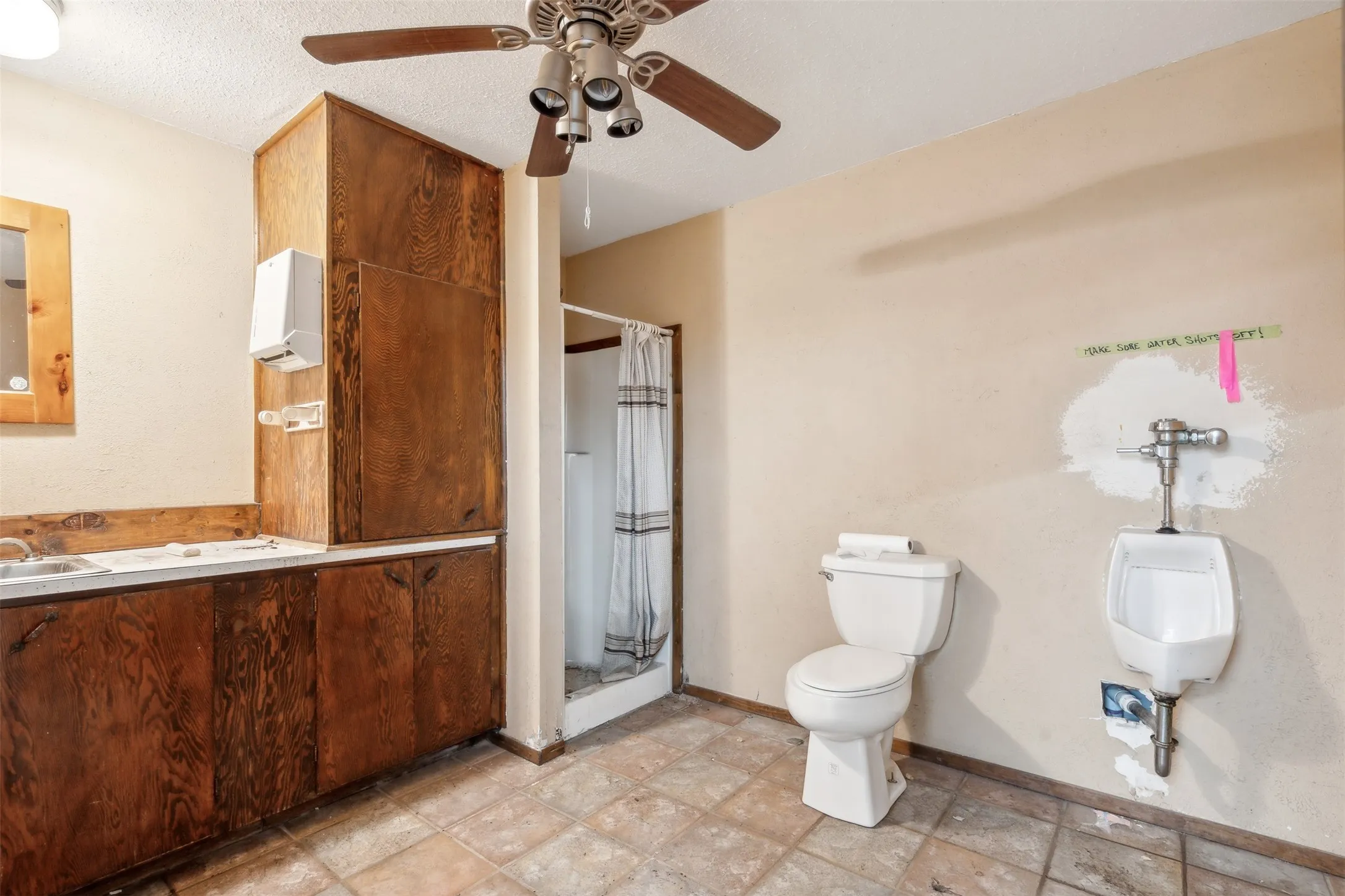 Warehouse For Sale in Eastland County , 8740 I-20, Eastland, Texas 76448, 0, 0, Garage spaces, 0 Sqft, built in 2014, Price $409,000, mls#21354369, Real Estate Agent in Eastland, Homes For Sale in Eastland county, Homes For Sale in Eastland, Realtor in Eastland Texas, Real Estate Brokerage Independent Realty Texas, Luminita Cordes Realtor