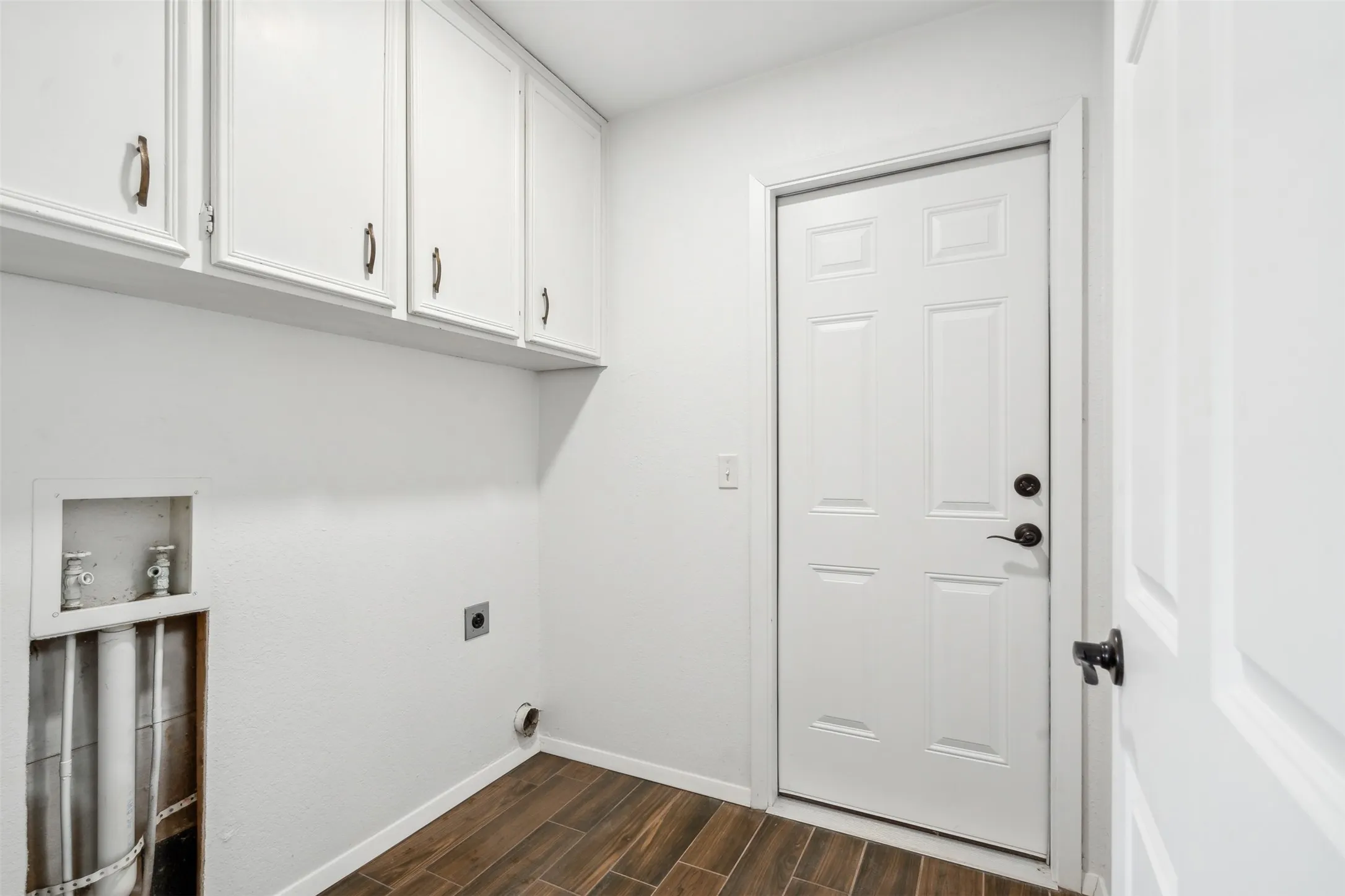 Warehouse For Sale in Eastland County , 8740 I-20, Eastland, Texas 76448, 0, 0, Garage spaces, 0 Sqft, built in 2014, Price $409,000, mls#21354369, Real Estate Agent in Eastland, Homes For Sale in Eastland county, Homes For Sale in Eastland, Realtor in Eastland Texas, Real Estate Brokerage Independent Realty Texas, Luminita Cordes Realtor
