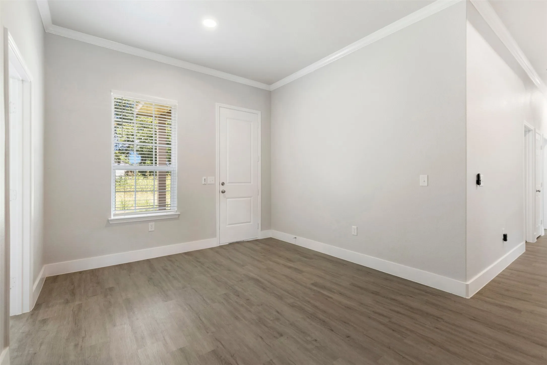 Single Family Residence For Sale in Fannin County , 804 S 4th Street, Bonham, Texas 75418, 3 Bedroom, 2 Bathroom, 1 Garage spaces, 1,125 Sqft, built in 2026, mls#21357932, Real Estate Agent in Bonham, Homes For Sale in Fannin county, Homes For Sale in Bonham, Realtor in Bonham Texas, Real Estate Brokerage Independent Realty Texas, Luminita Cordes Realtor