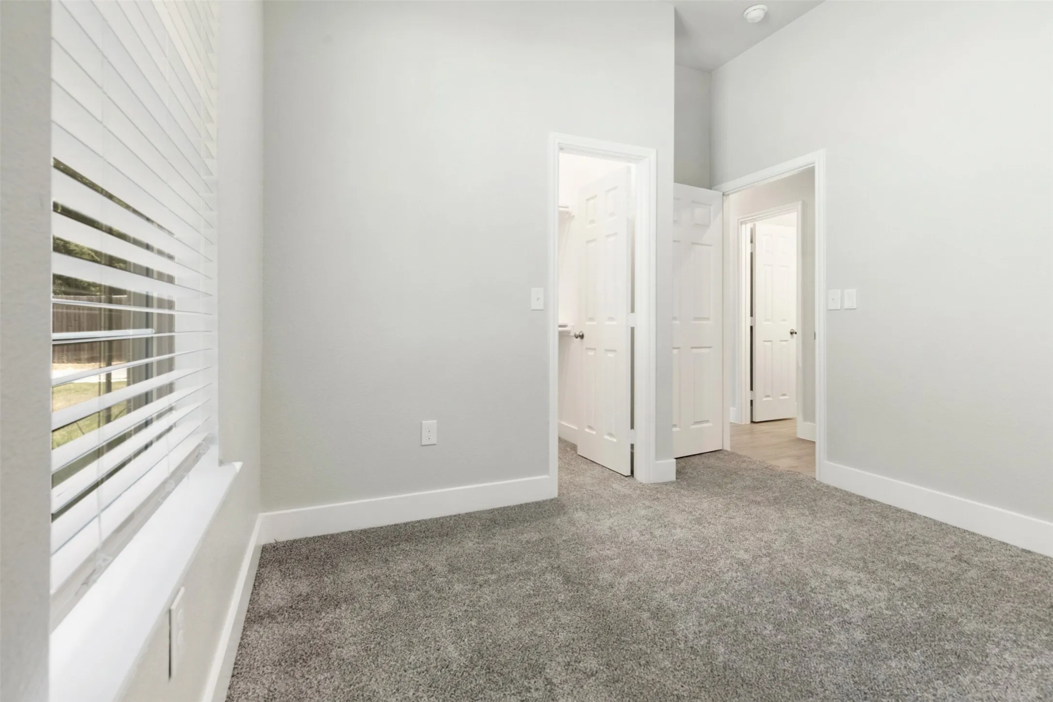 Single Family Residence For Sale in Fannin County , 804 S 4th Street, Bonham, Texas 75418, 3 Bedroom, 2 Bathroom, 1 Garage spaces, 1,125 Sqft, built in 2026, mls#21357932, Real Estate Agent in Bonham, Homes For Sale in Fannin county, Homes For Sale in Bonham, Realtor in Bonham Texas, Real Estate Brokerage Independent Realty Texas, Luminita Cordes Realtor