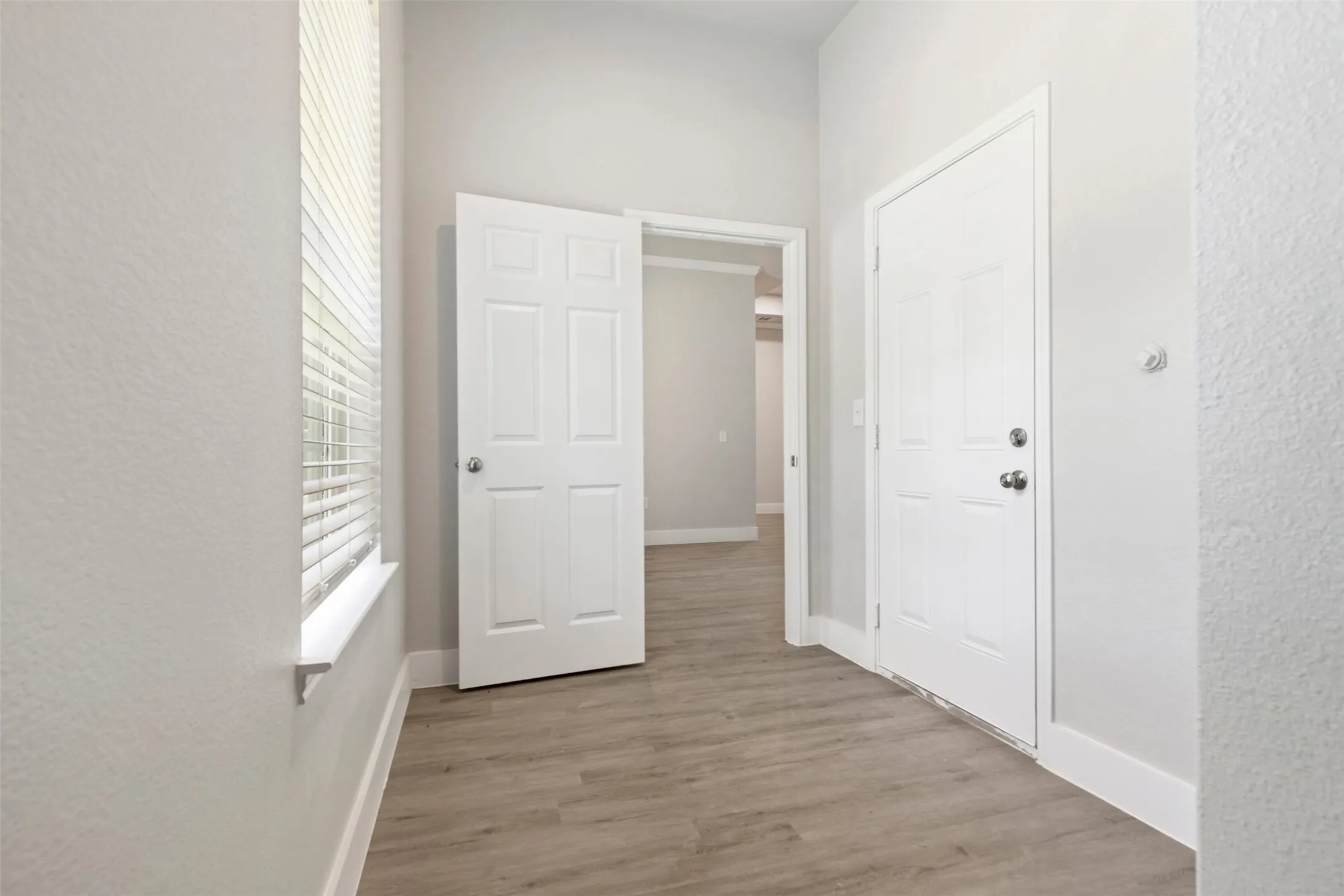 Single Family Residence For Sale in Fannin County , 804 S 4th Street, Bonham, Texas 75418, 3 Bedroom, 2 Bathroom, 1 Garage spaces, 1,125 Sqft, built in 2026, mls#21357932, Real Estate Agent in Bonham, Homes For Sale in Fannin county, Homes For Sale in Bonham, Realtor in Bonham Texas, Real Estate Brokerage Independent Realty Texas, Luminita Cordes Realtor